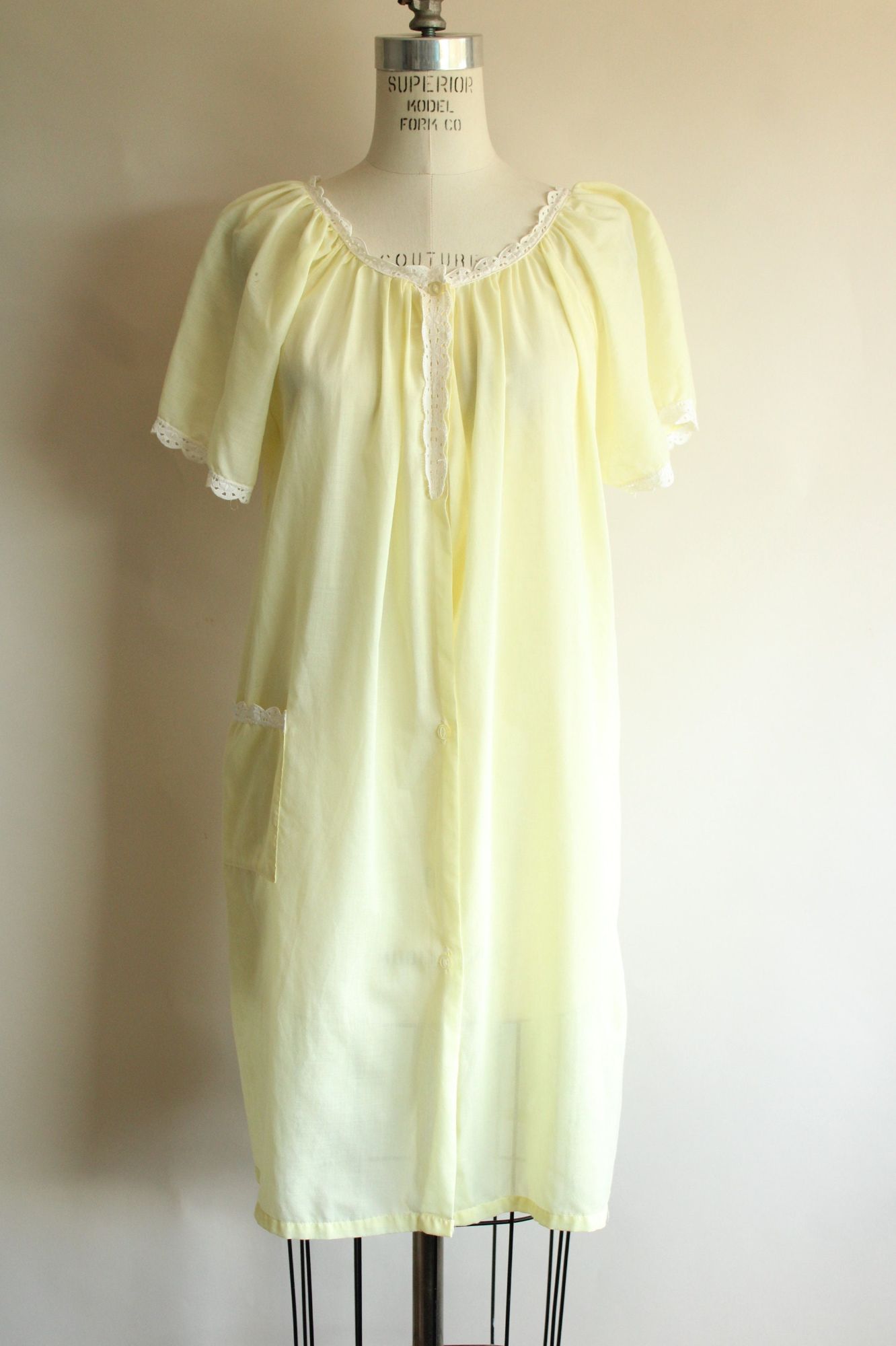Vintage 1960s 1970s Yellow Robe with Pockets – Toadstool Farm Vintage