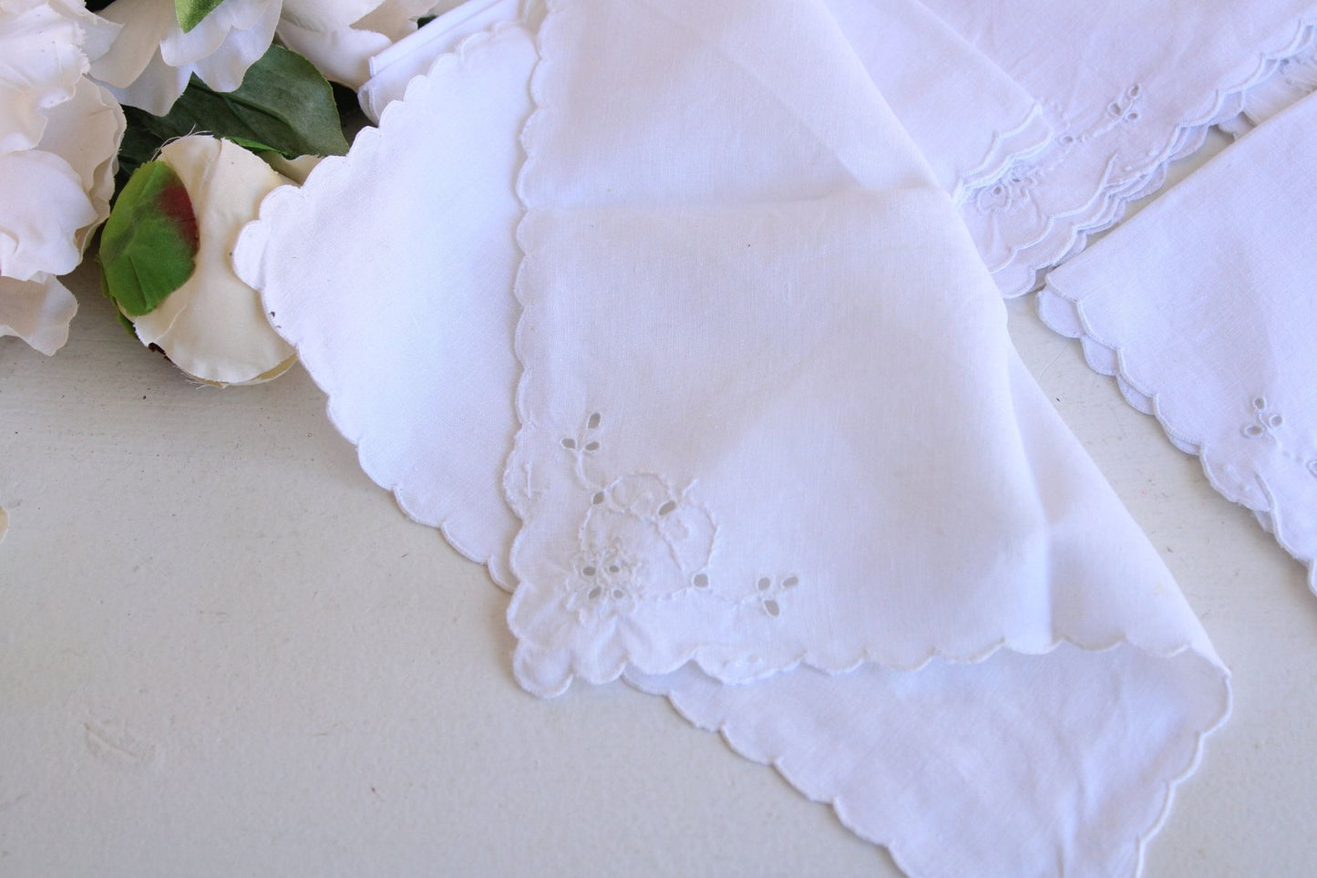 Vintage 1940s Napkins, Set of Five, White Linen Embroidered with Flowers