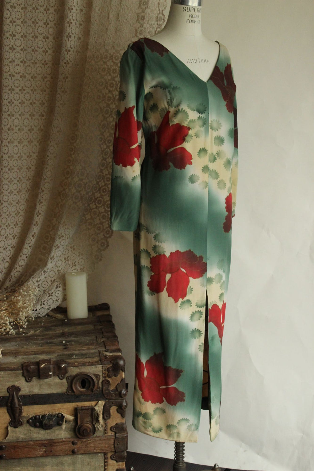 Vintage 1960s Green and Red Asian Rayon Maxidress with Iris Floral Print