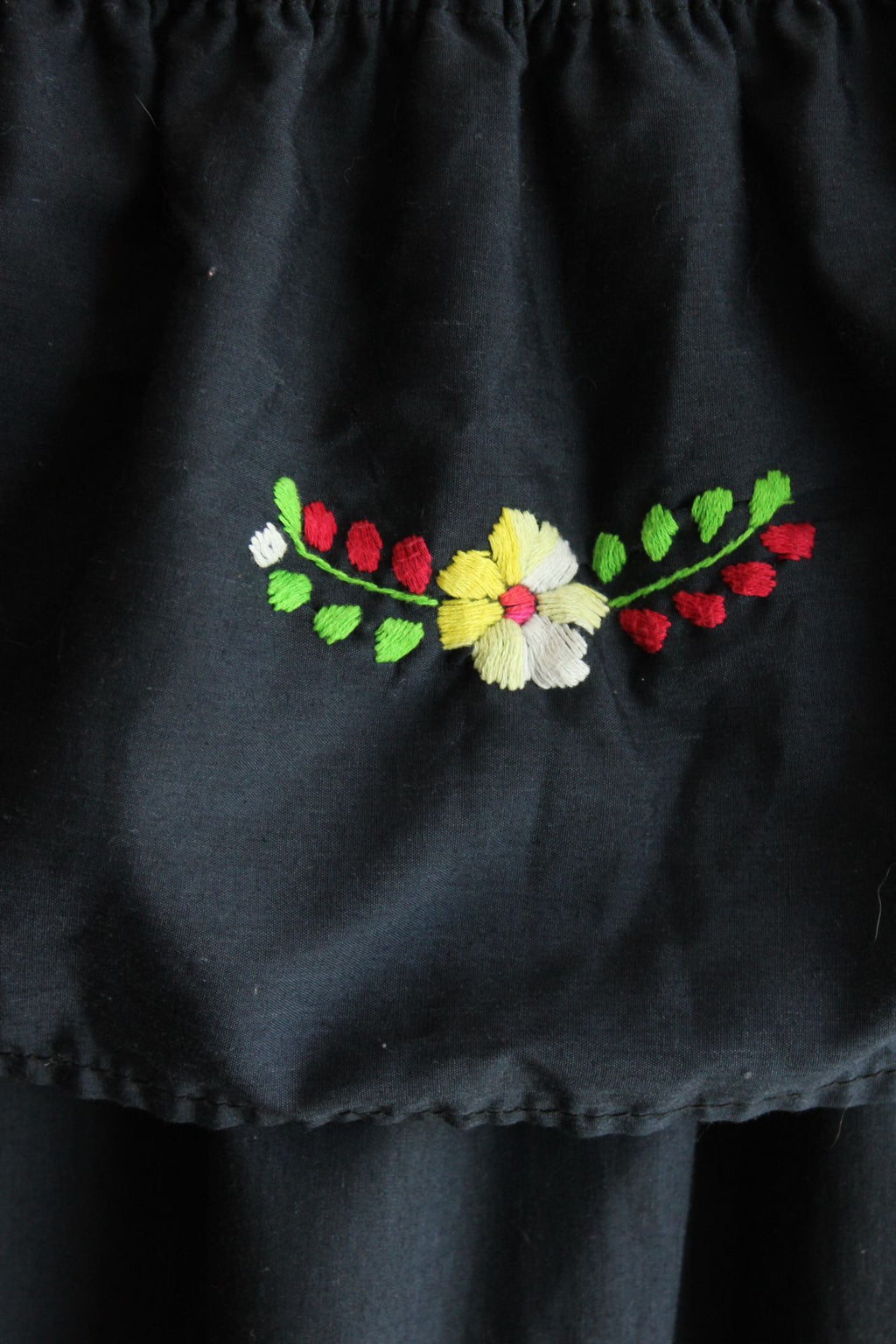 Vintage 1980s 1990s Volup Navy Blue Mexican Oaxaca Embroidered Floral Dress