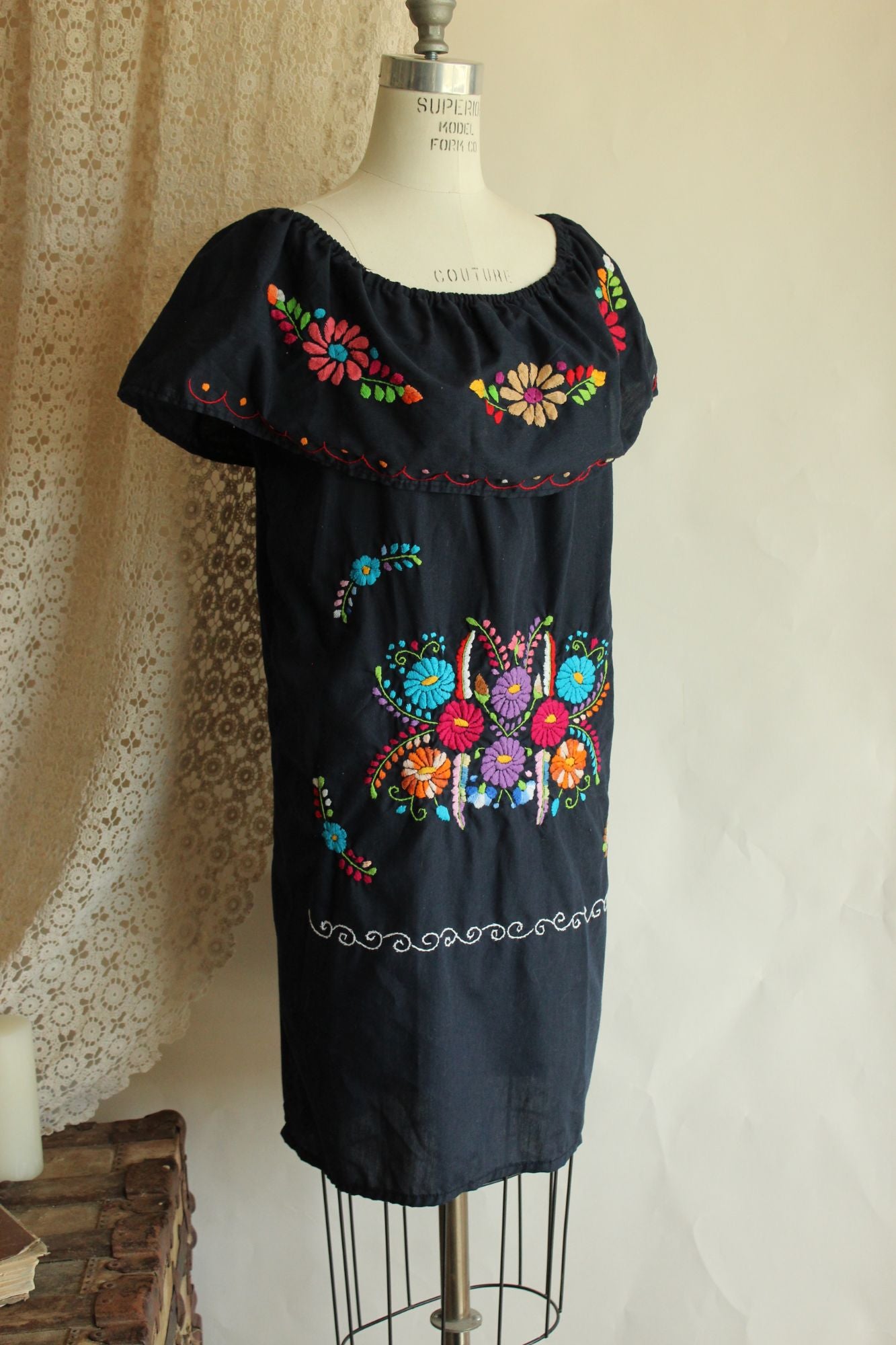 Vintage 1980s 1990s Volup Navy Blue Mexican Oaxaca Embroidered Floral Dress