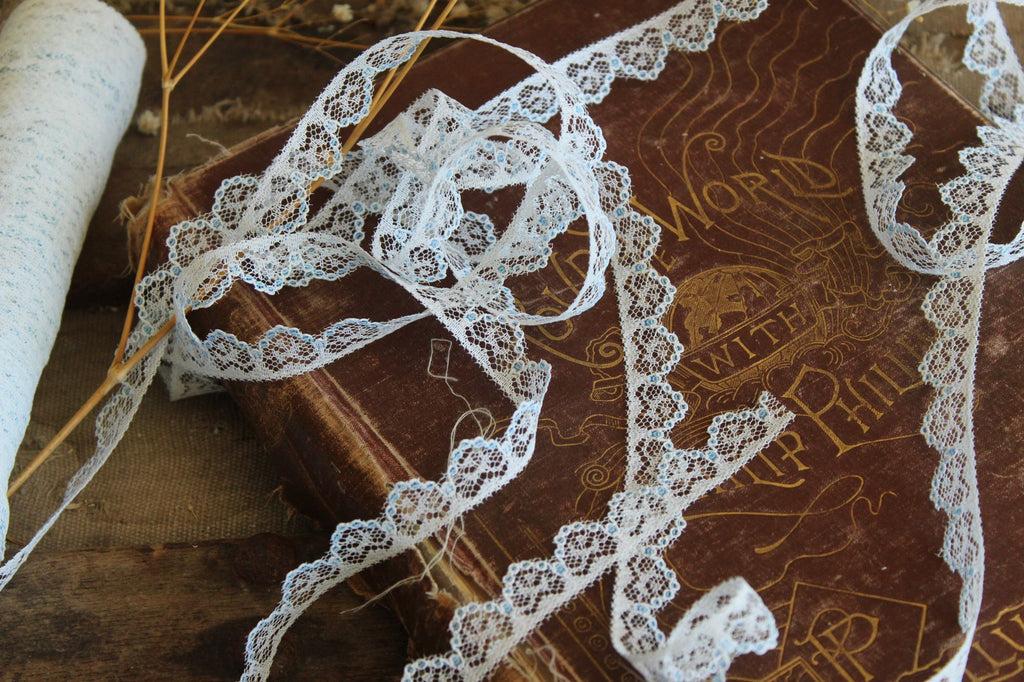 Vintage Lace Trim, White and Blue,  7/16" wide 2 yards