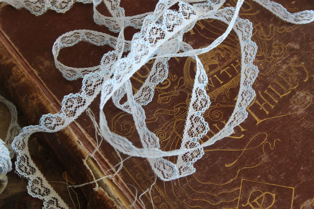 Vintage Lace Trim, White and Blue,  7/16" wide 2 yards