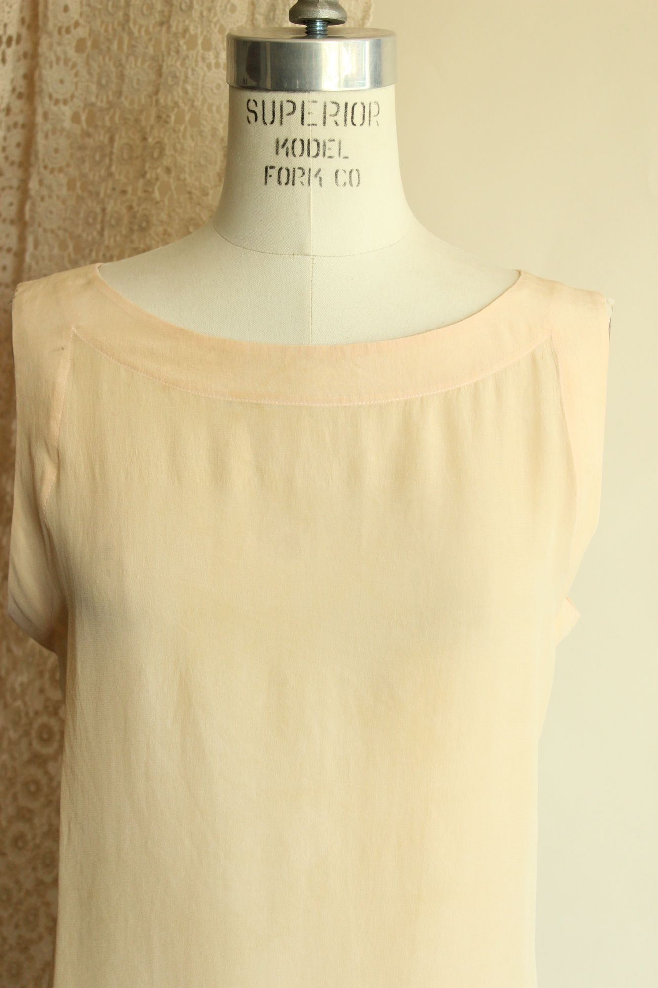 Vintage 1990s Ivory Silk Sleeveless Blouse