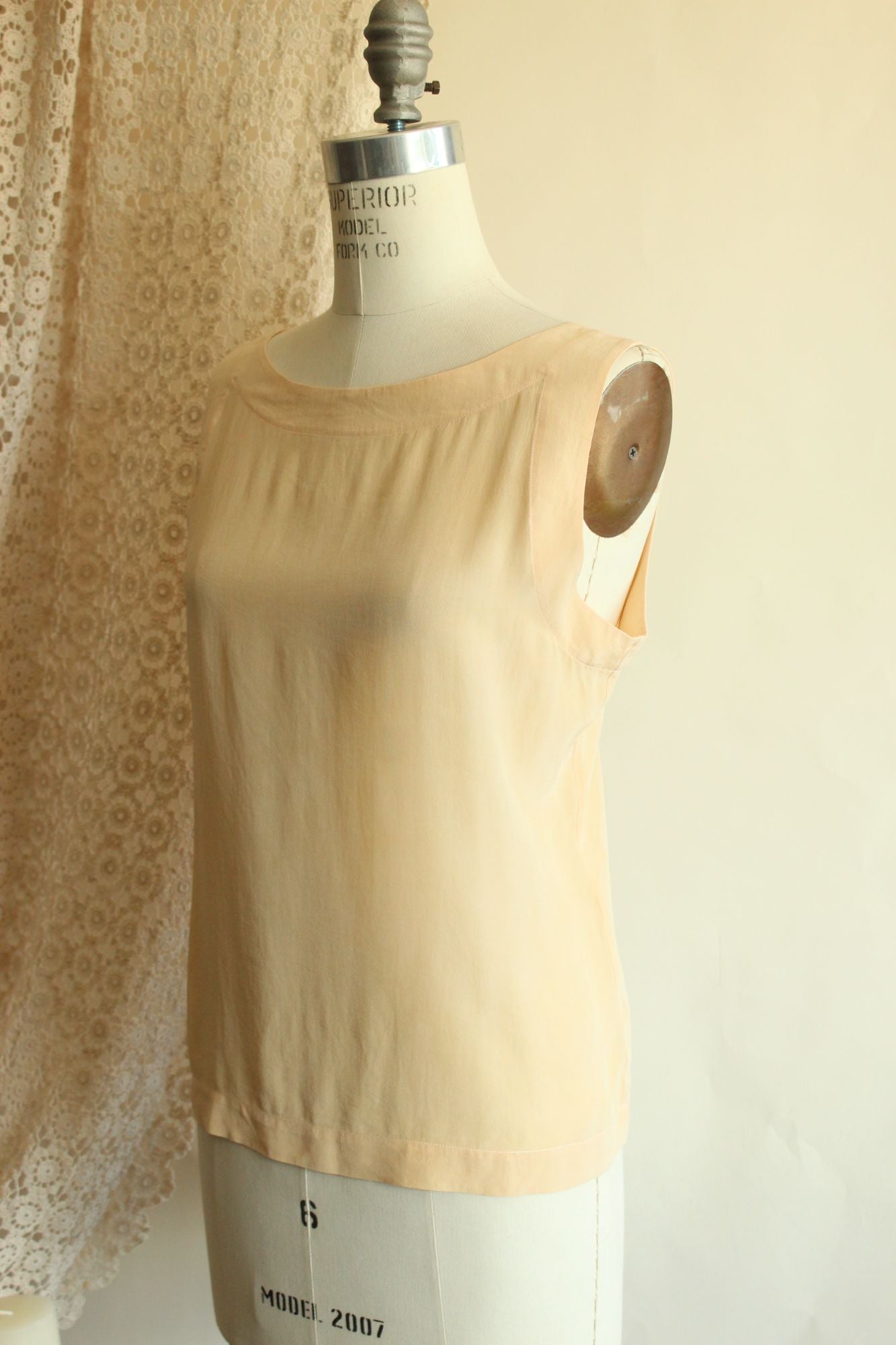 Vintage 1990s Ivory Silk Sleeveless Blouse