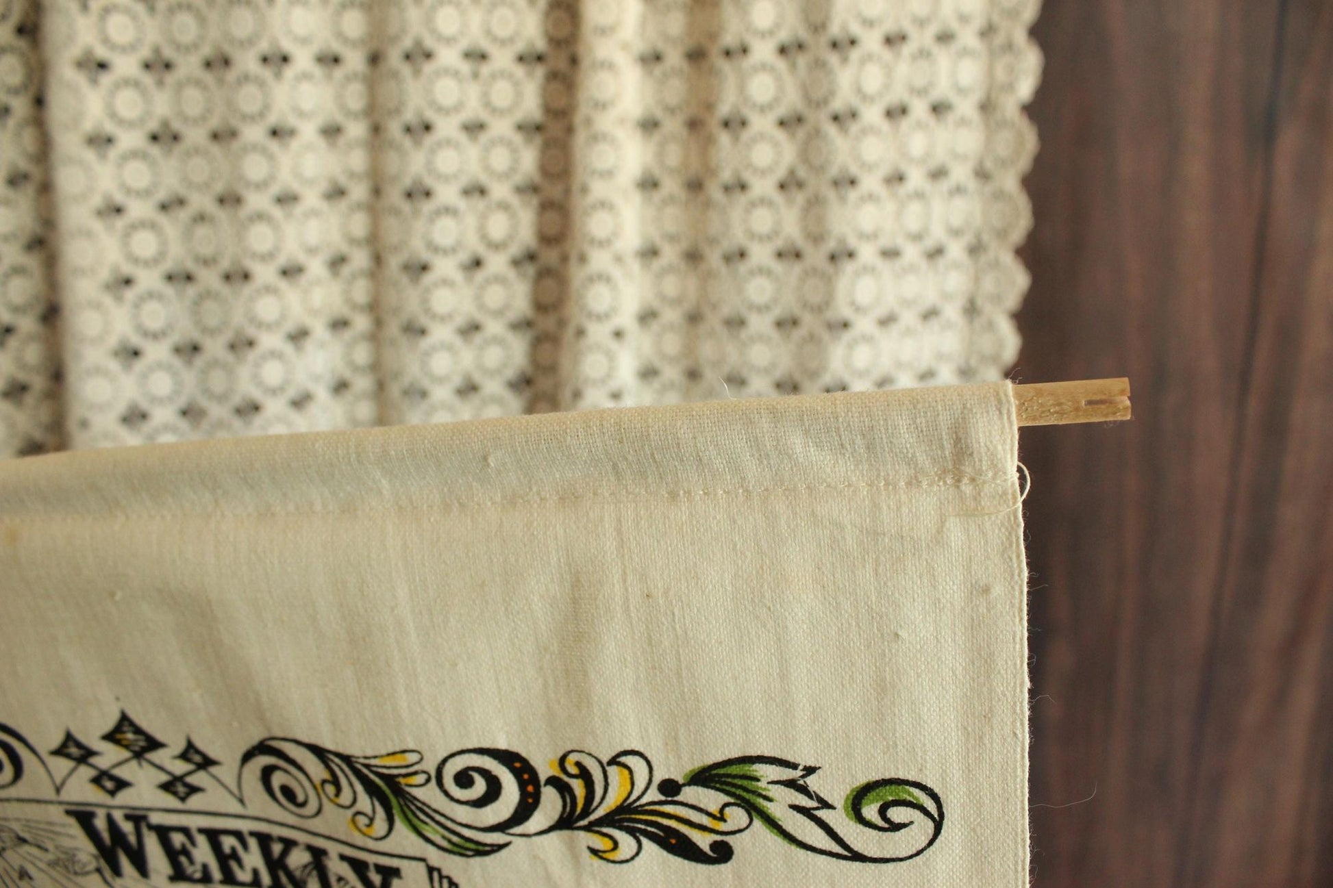 Vintage 1970s Calendar Towel, 1890 Linen Victorian Print with Hanging Rod