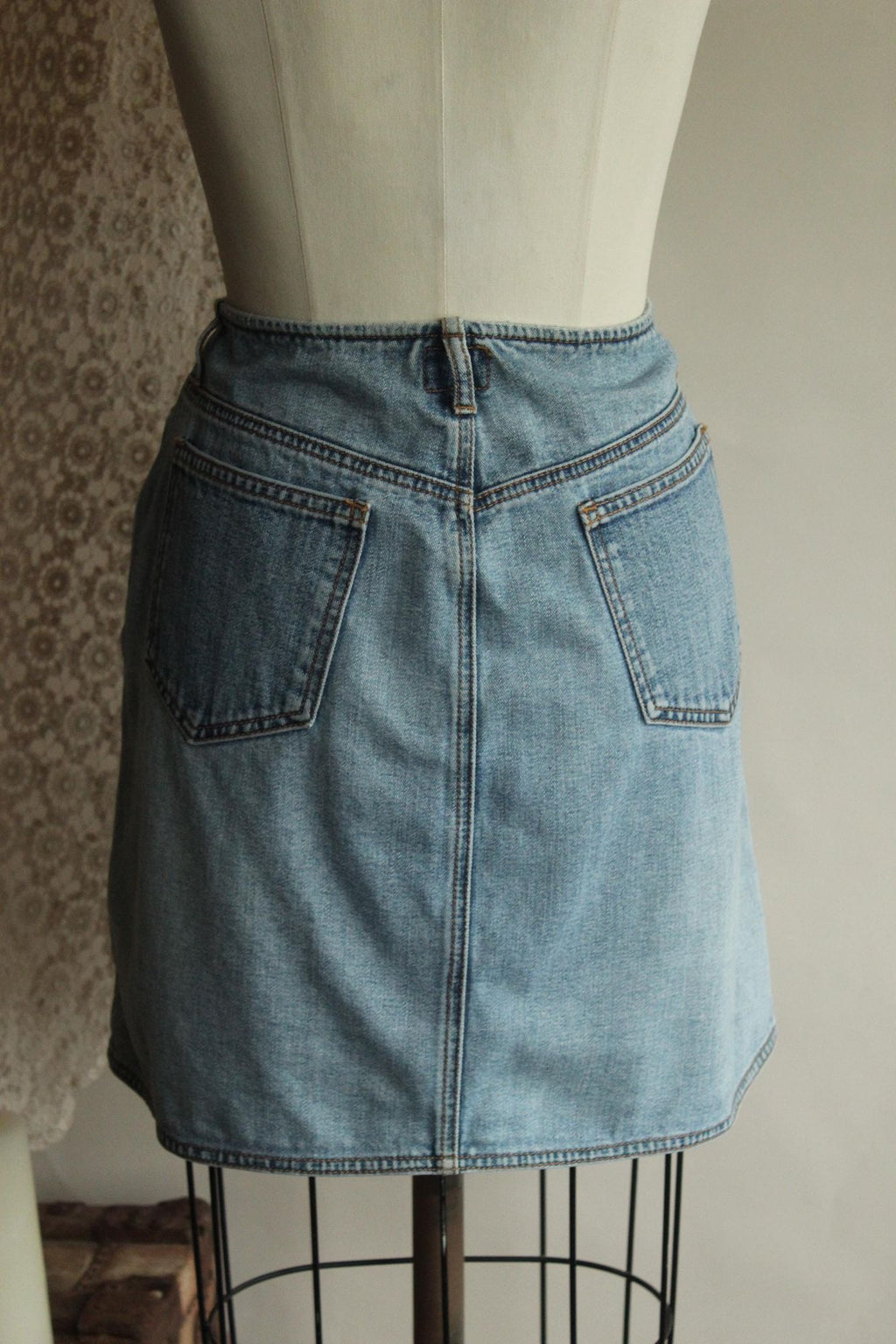 Vintage 2000s Calvin Klein Denim Mini Skirt