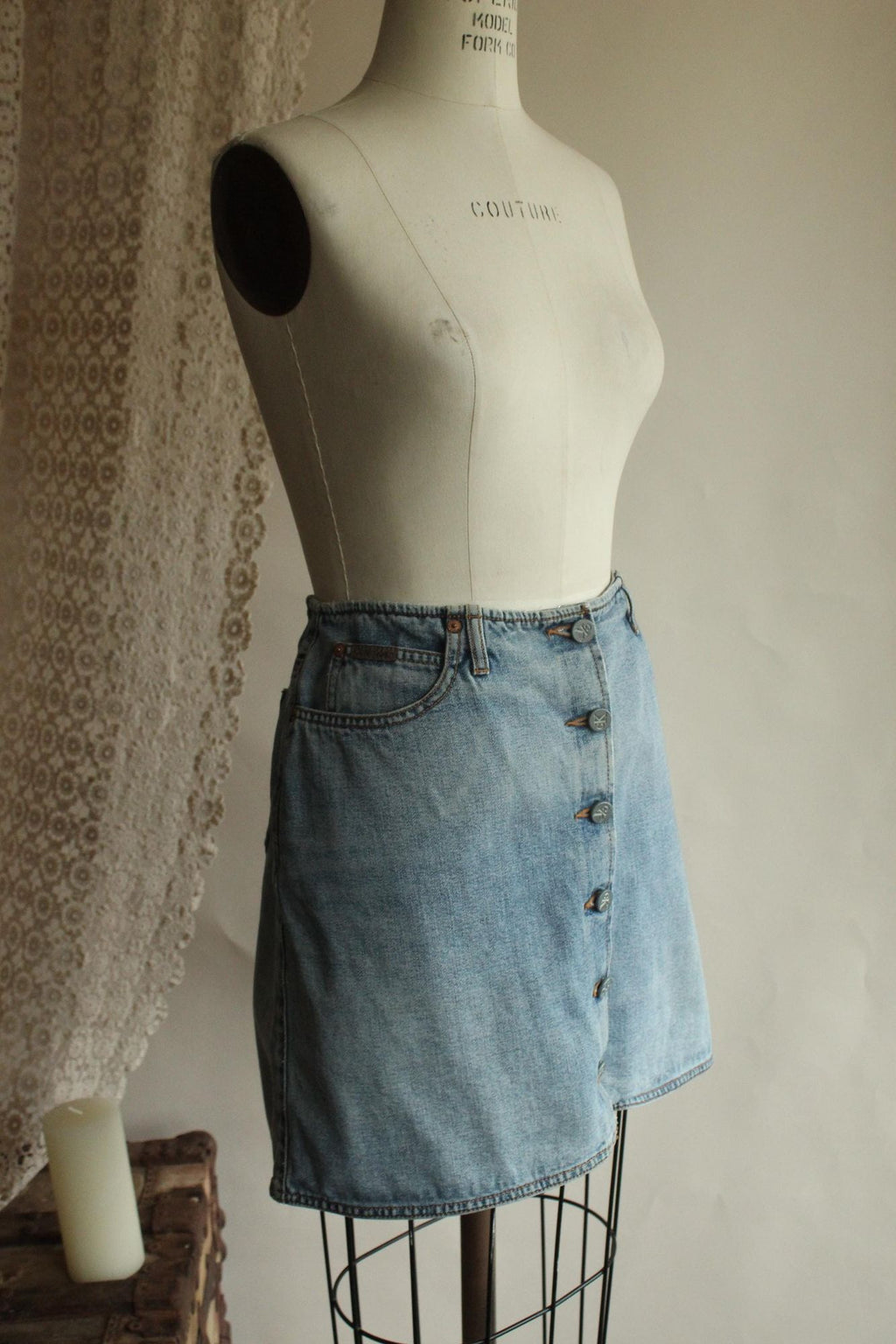 Vintage 2000s Calvin Klein Denim Mini Skirt