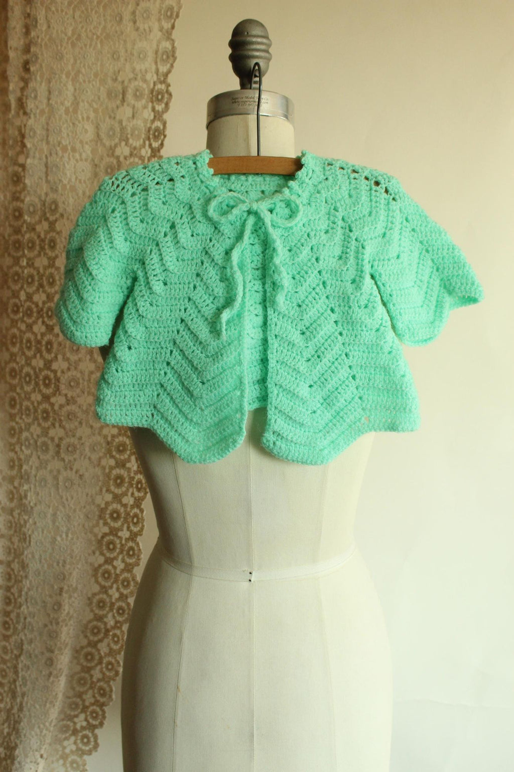 Vintage 1950s Mint Green Knit Baby Cardigan with Tie Neck
