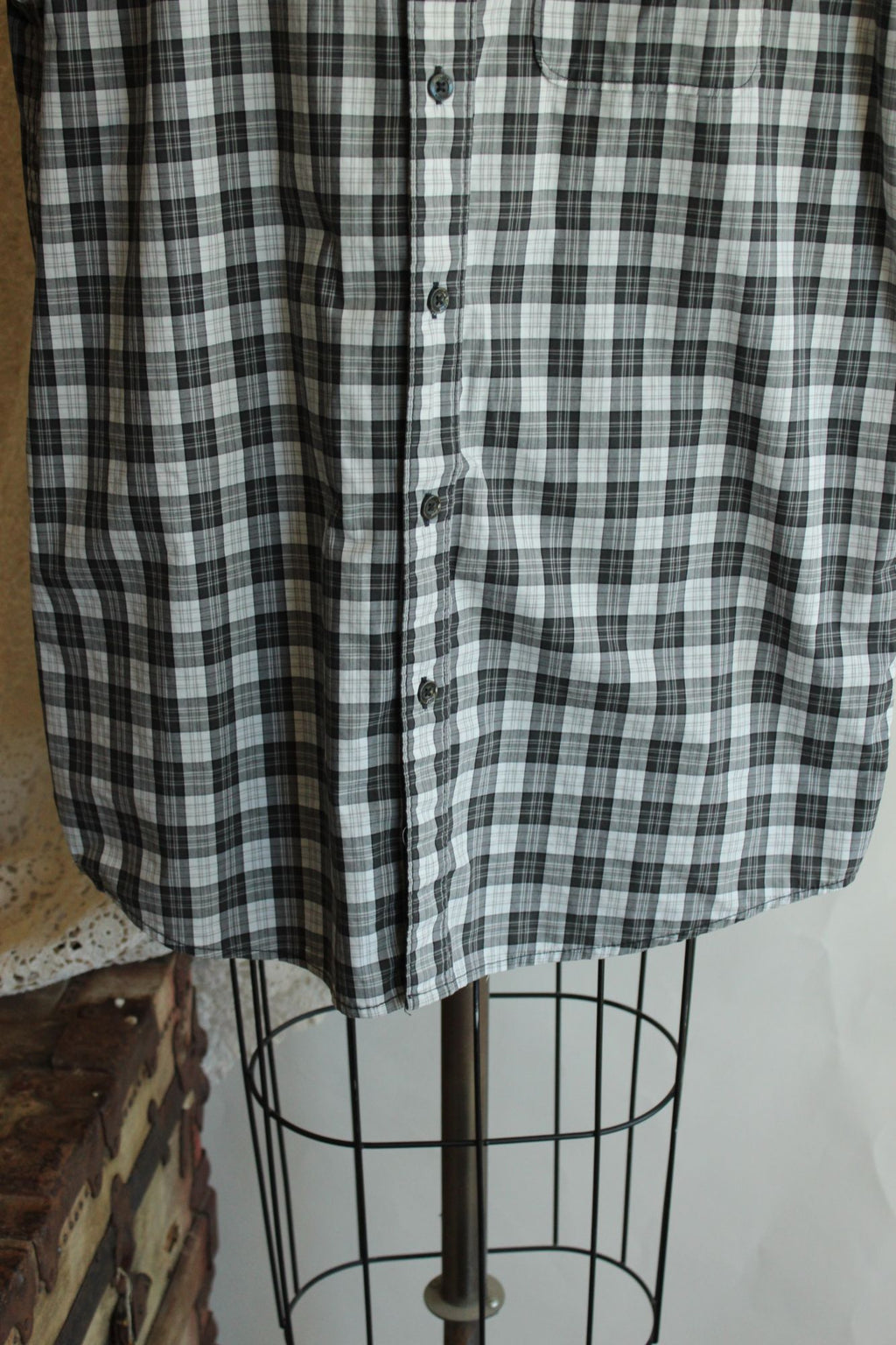 Mens Volcom Plaid Shirt, Size Large, Short Sleeve Button Down, Skate Surf