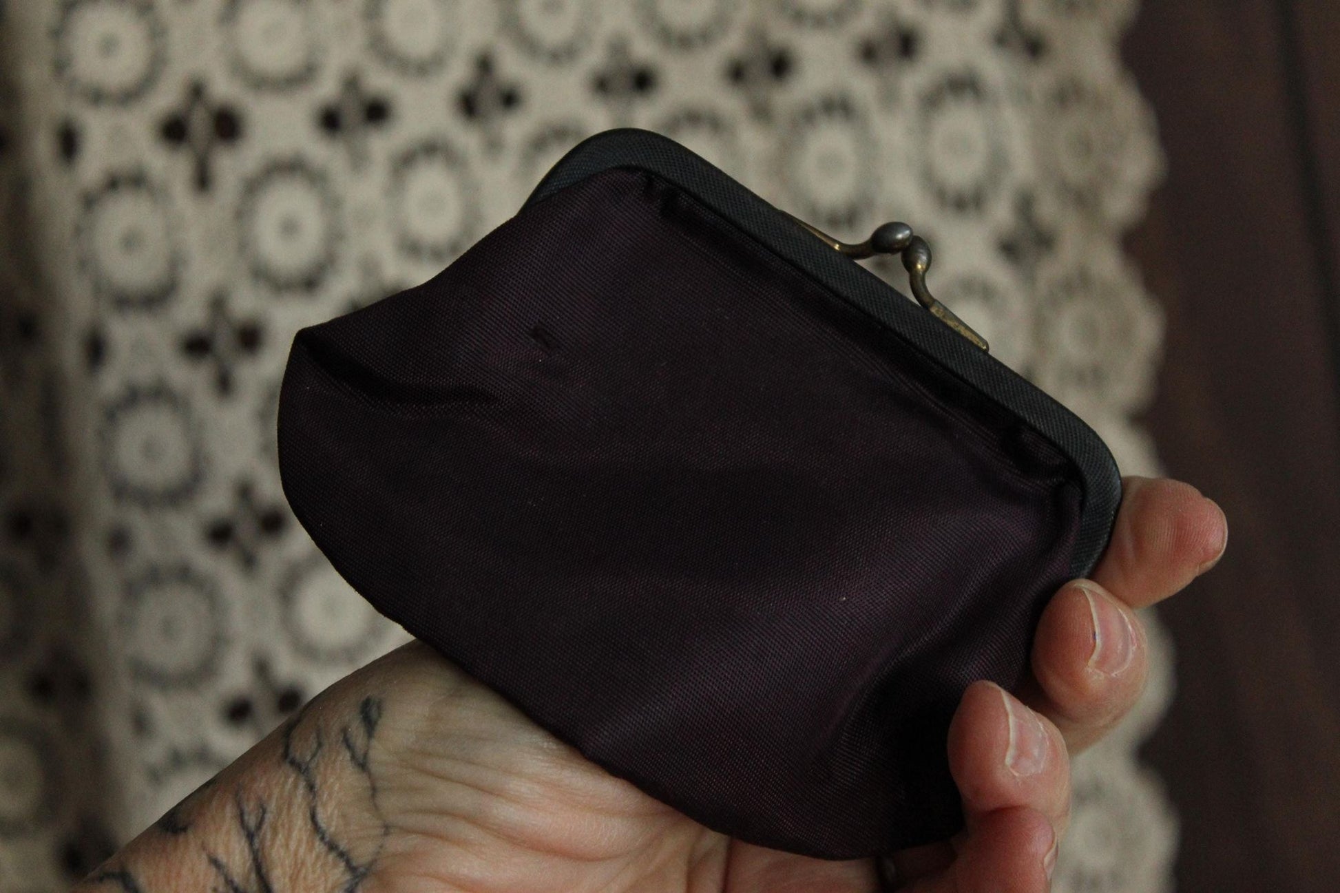 Vintage 1940s Coin Purse, Purple Black Faille Clutch Or Makeup Bag with Kiss Clasp