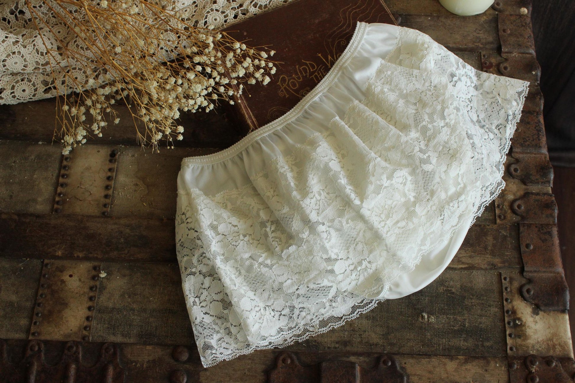 Vintage 1980s Shadowline White Skirted Panty