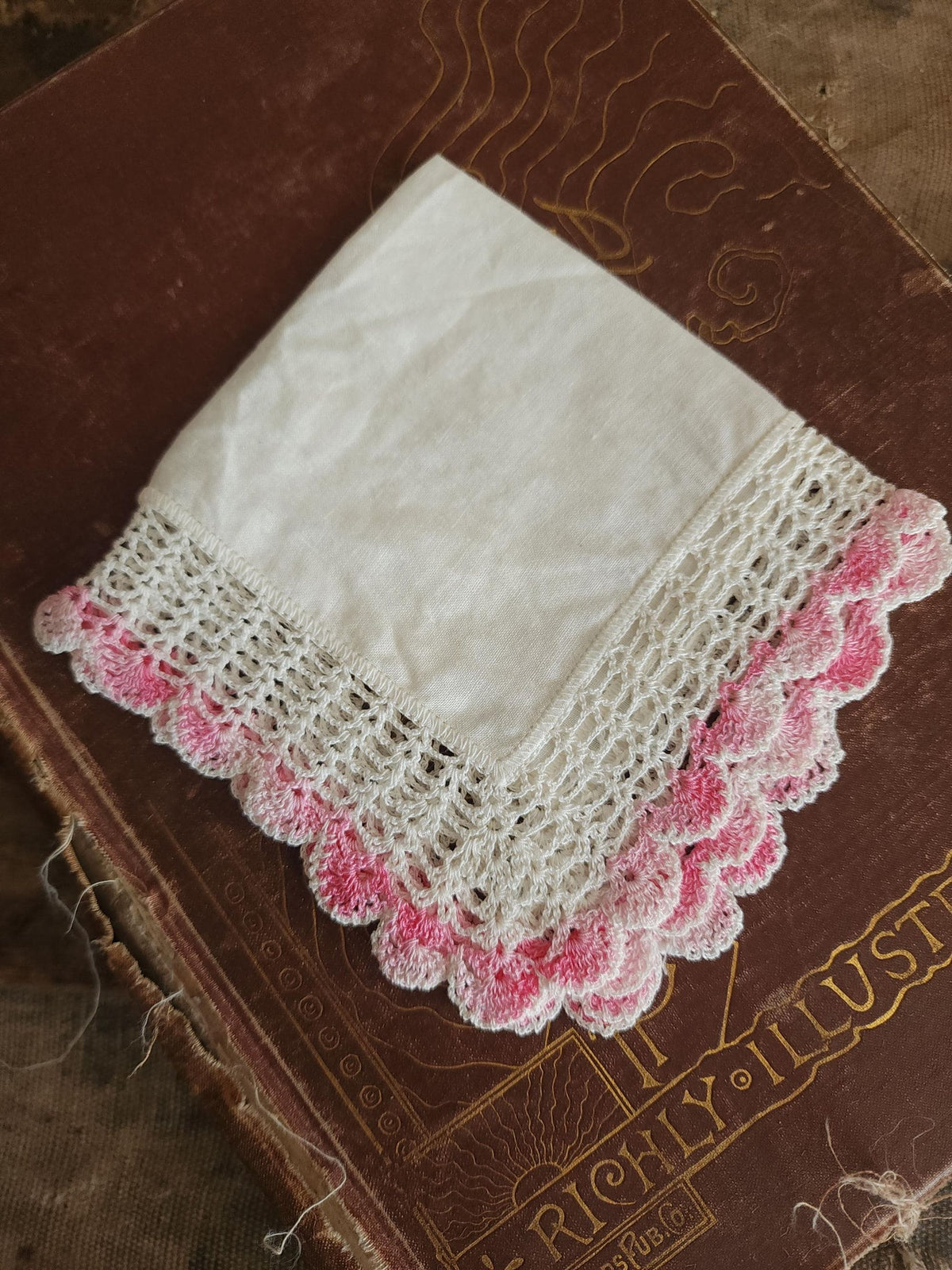 Vintage 1940s 1950s Handkerchief, Pink Crochet Lace Edge Hankie in White Linen