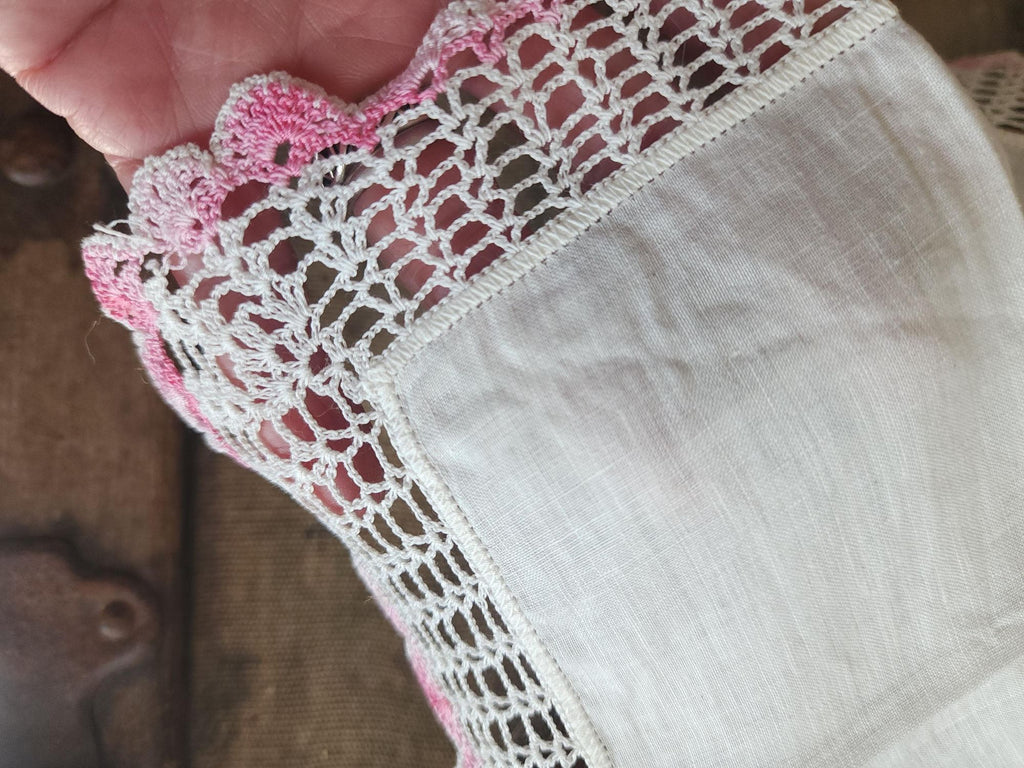 Vintage 1940s 1950s Handkerchief, Pink Crochet Lace Edge Hankie in White Linen