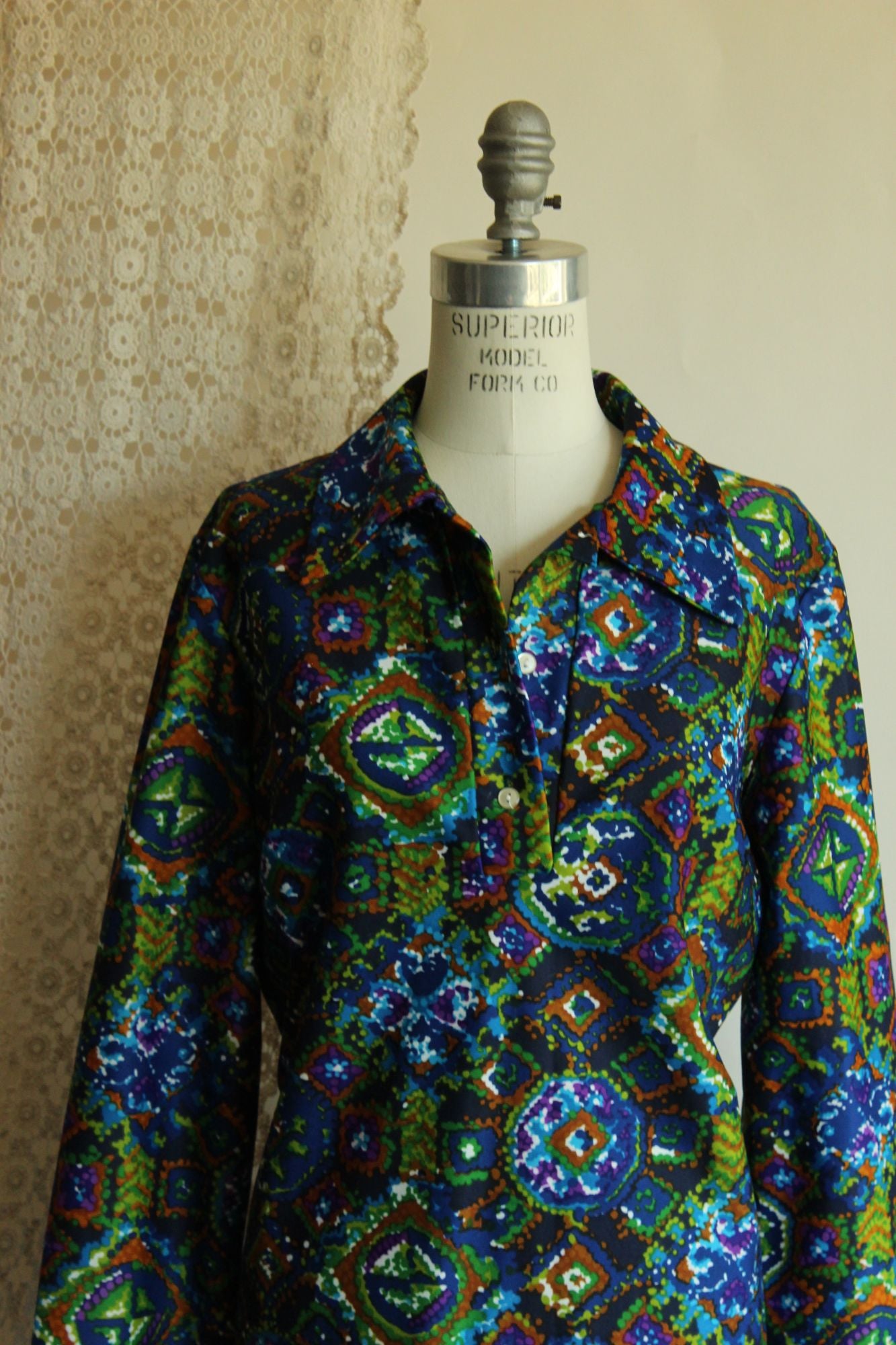 Vintage 1970s Dagger Collar Abstract Psychedelic Print Shirt