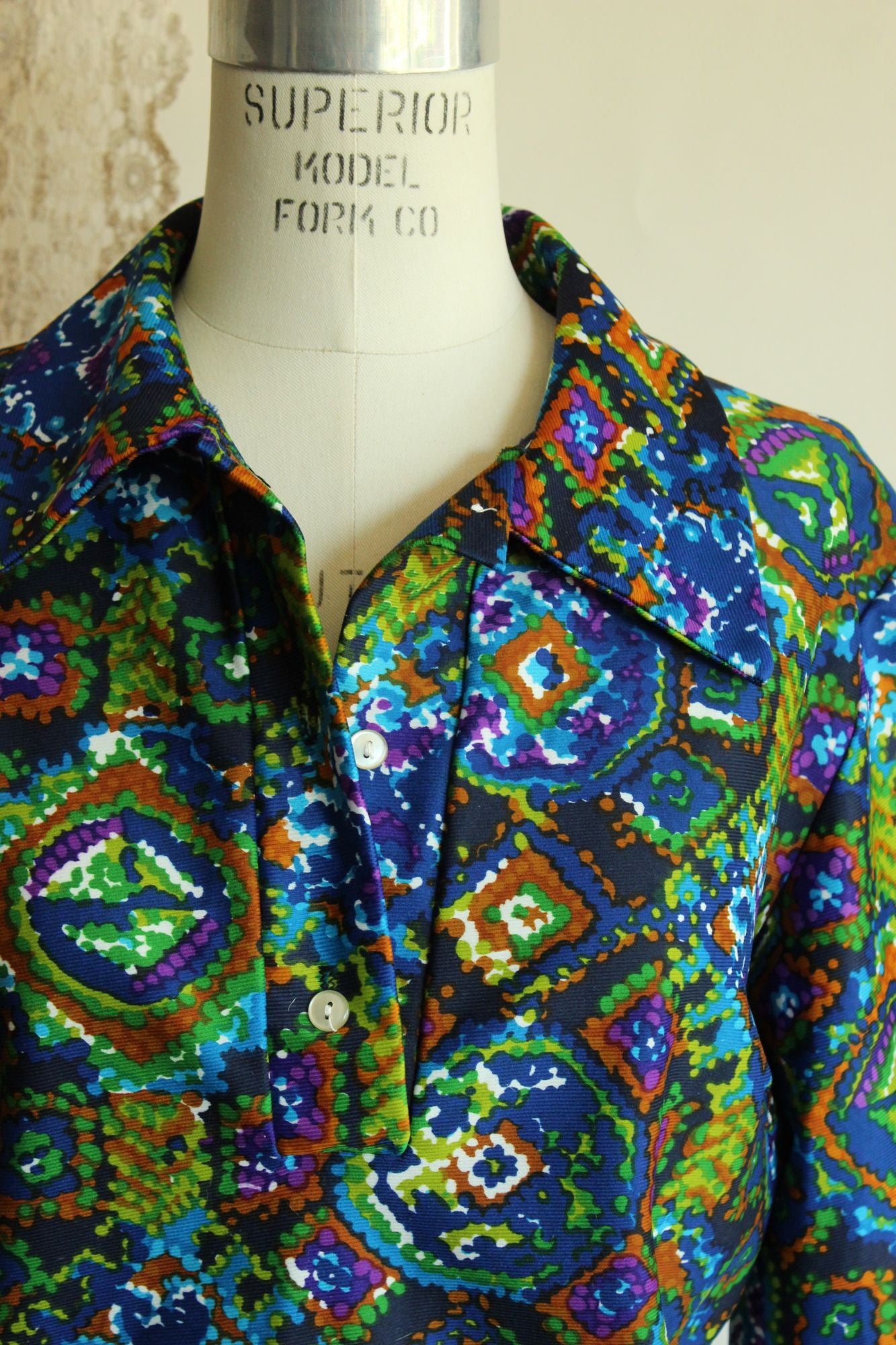 Vintage 1970s Dagger Collar Abstract Psychedelic Print Shirt