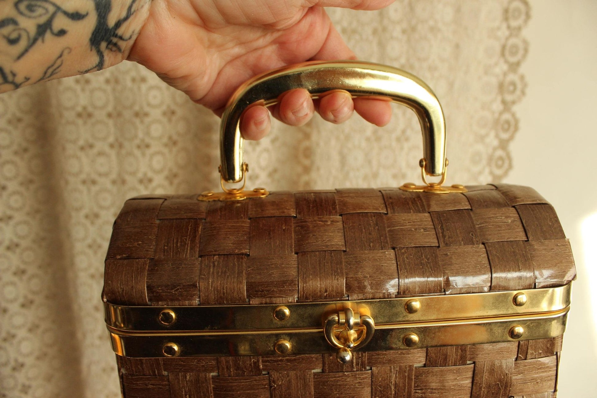 Vintage 1950s 1960s Gaymode Beige Woven Box Purse with Handle