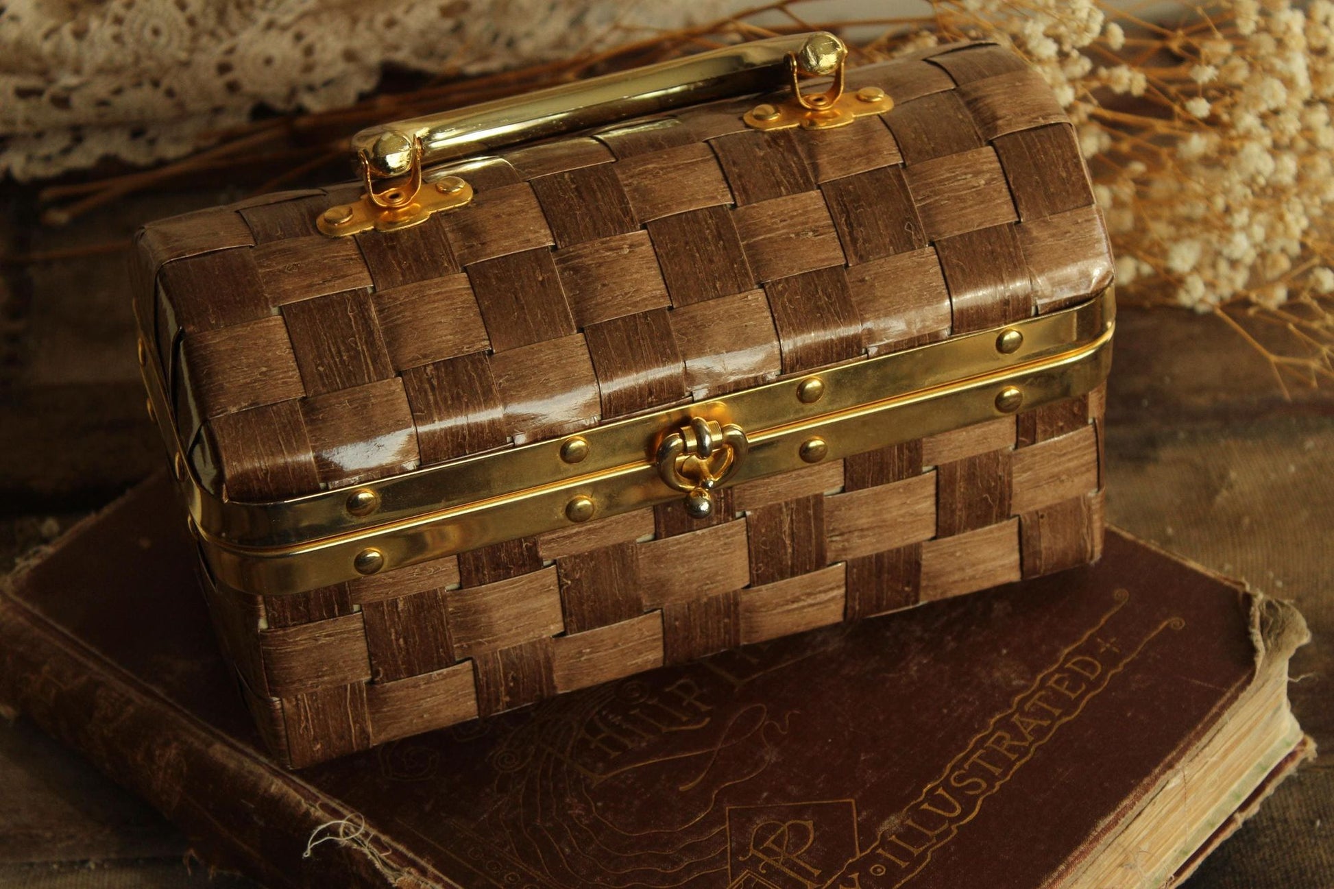 Vintage 1950s 1960s Gaymode Beige Woven Box Purse with Handle