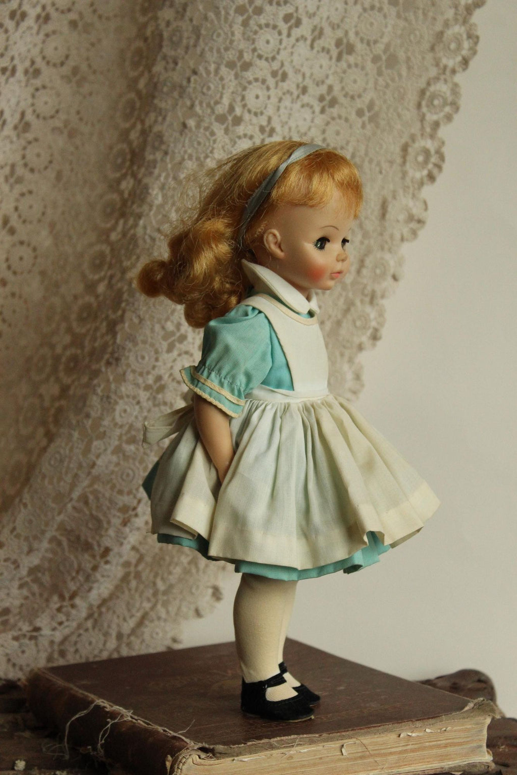 Vintage 1960s 1970s Madame Alexander Doll, Alice In Wonderland, Model # 1552