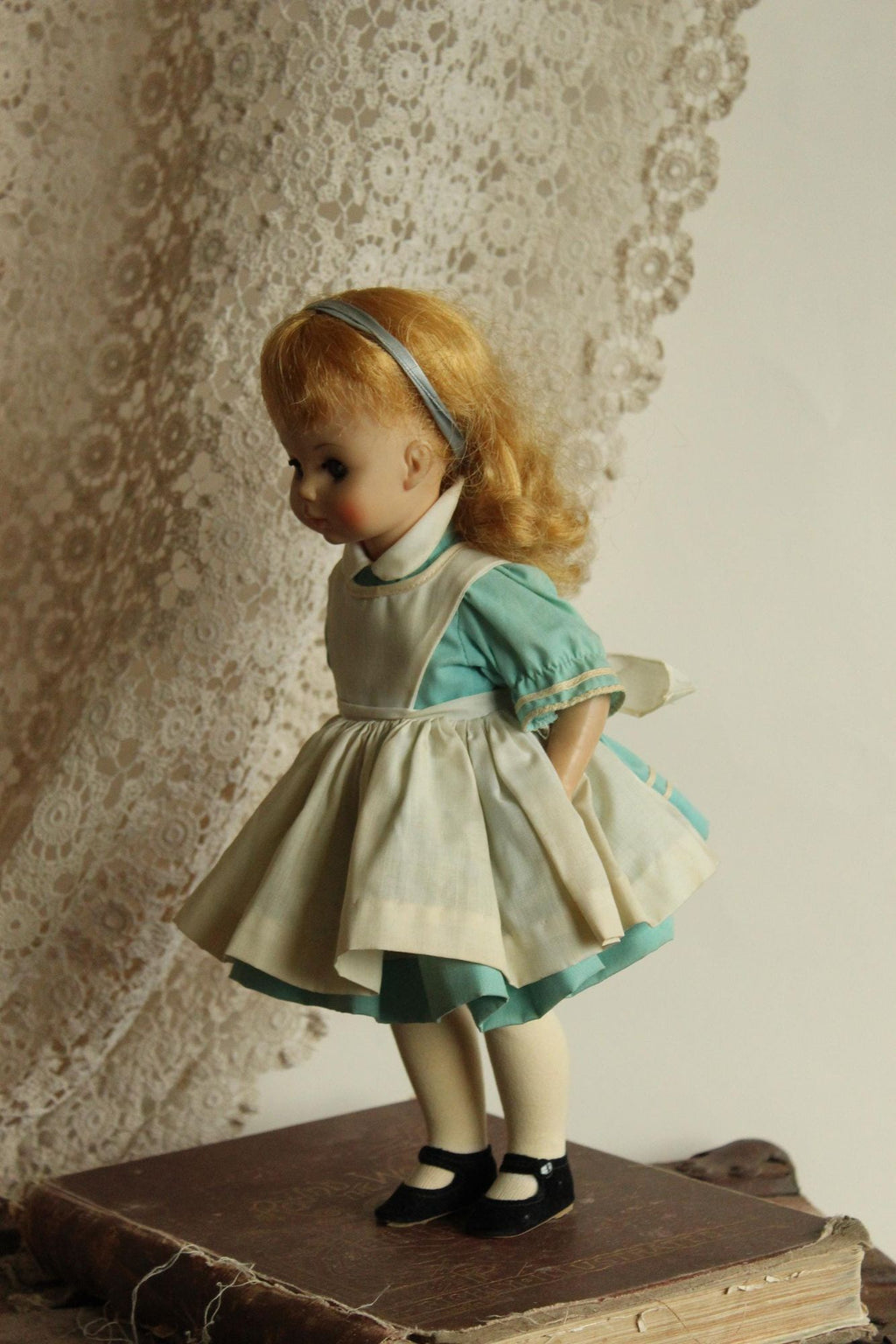 Vintage 1960s 1970s Madame Alexander Doll, Alice In Wonderland, Model # 1552