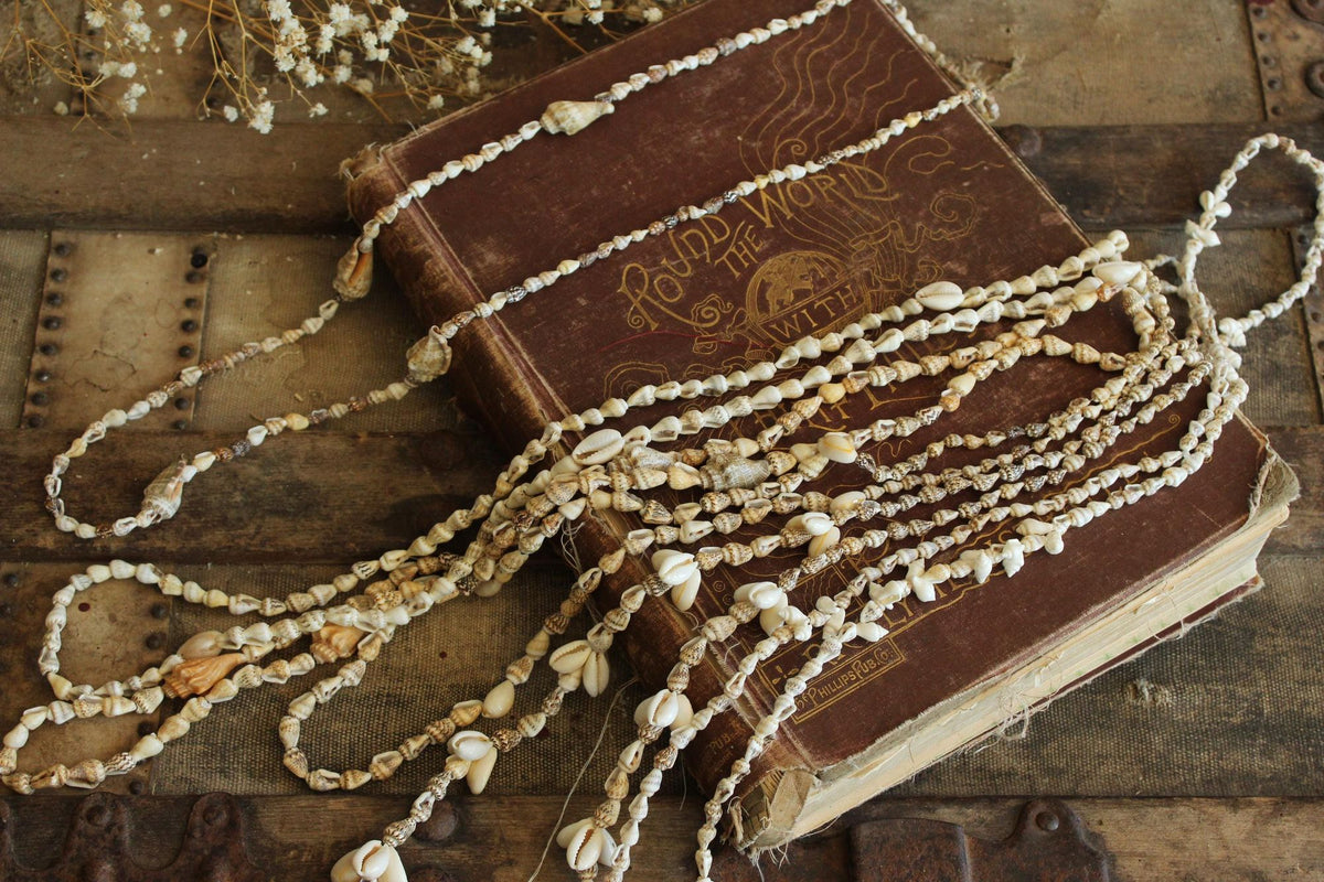 Vintage 1970s 8 Strands Hawaiian Beaded Shell Leis