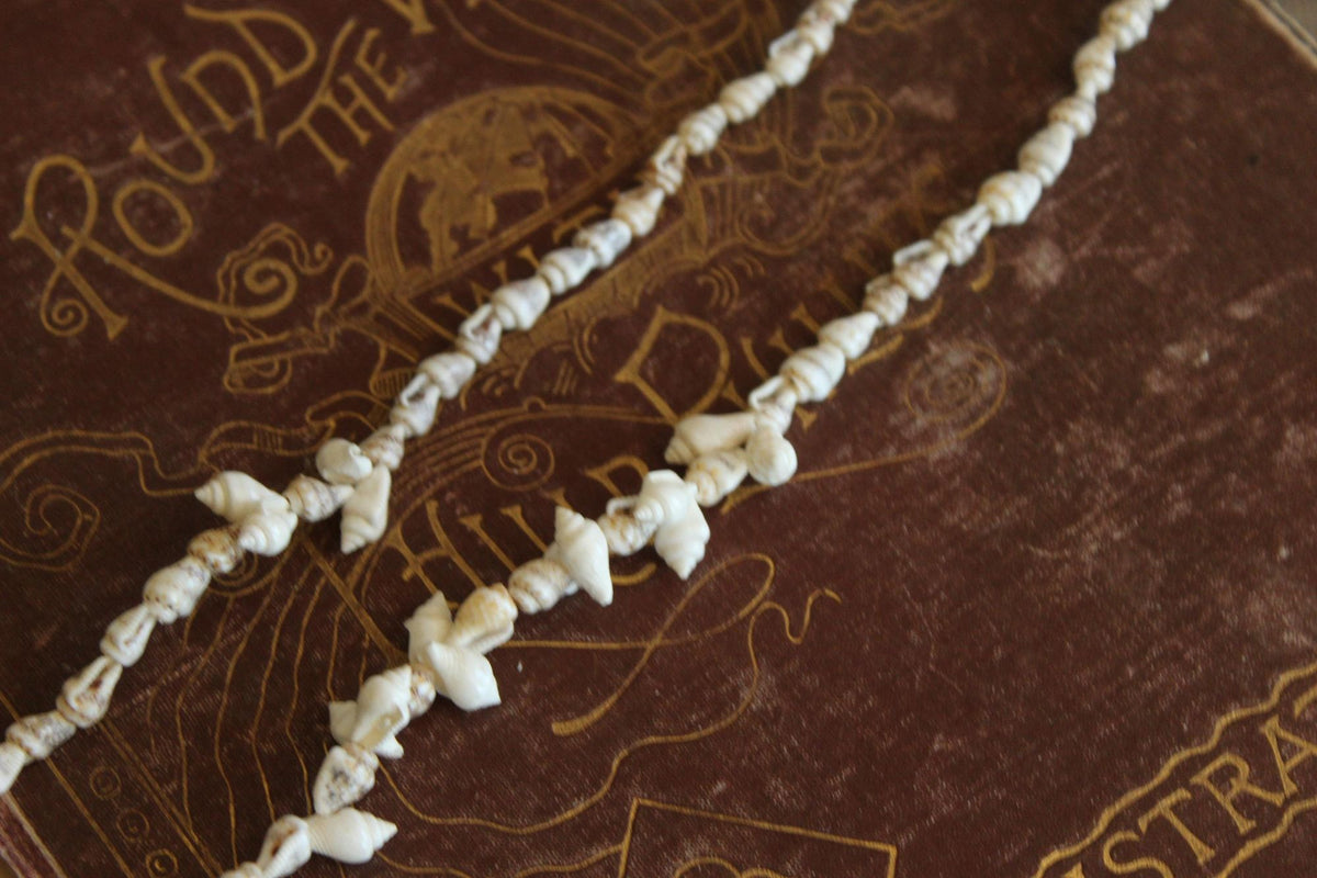 Vintage 1970s 8 Strands Hawaiian Beaded Shell Leis