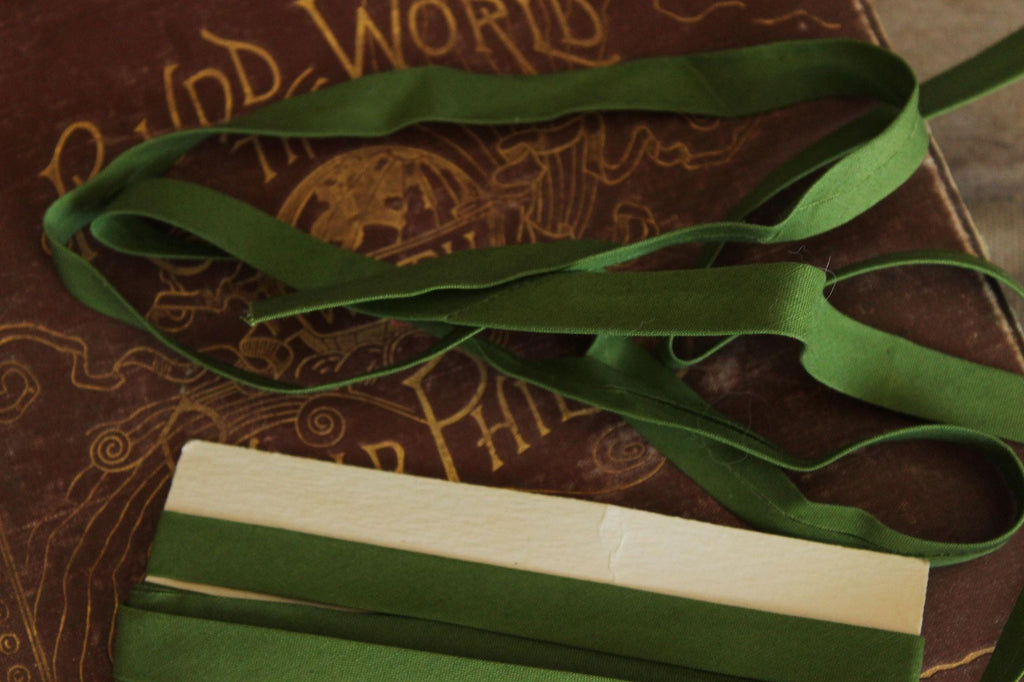 Vintage Green Seam Binding Trim: 1/2" Wide Scroll, 5 Yards
