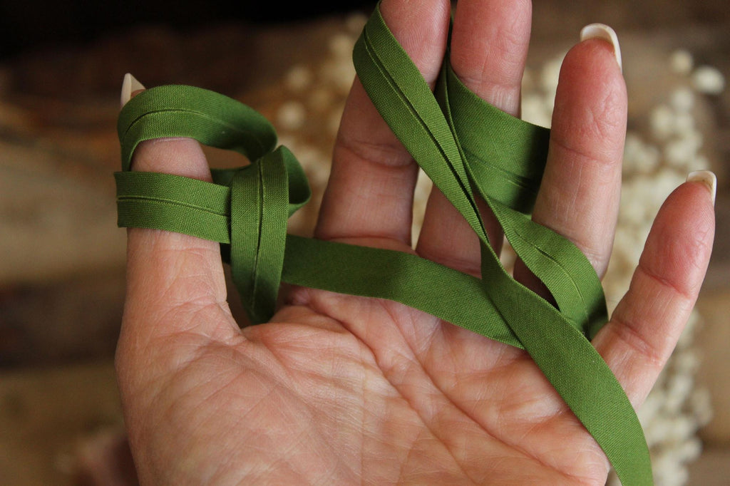 Vintage Green Seam Binding Trim: 1/2" Wide Scroll, 5 Yards