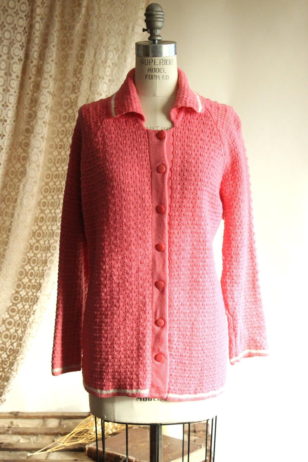 Vintage 1950s 1960s Handknit Pink Cardigan with Collar