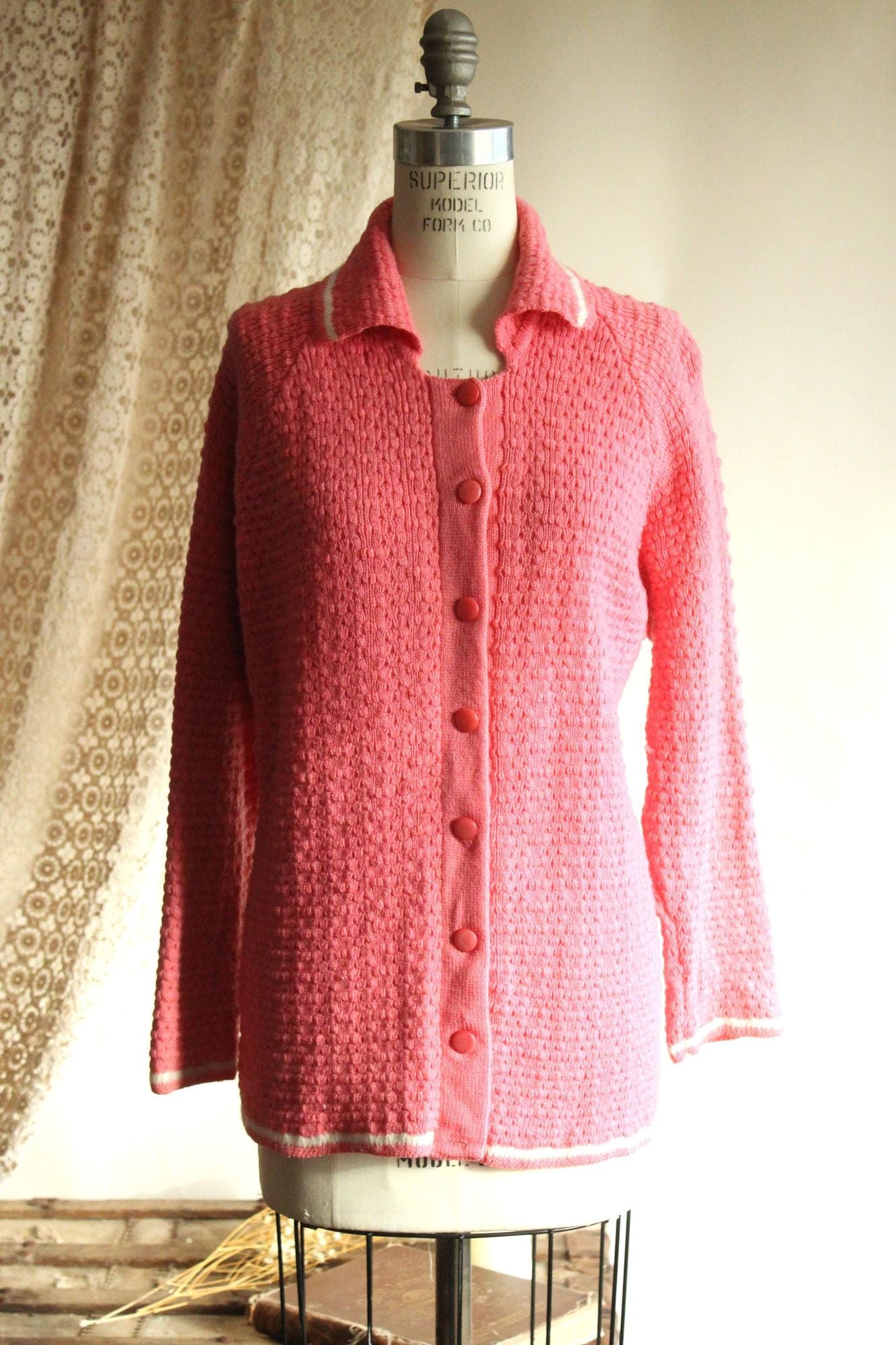 Vintage 1950s 1960s Handknit Pink Cardigan with Collar