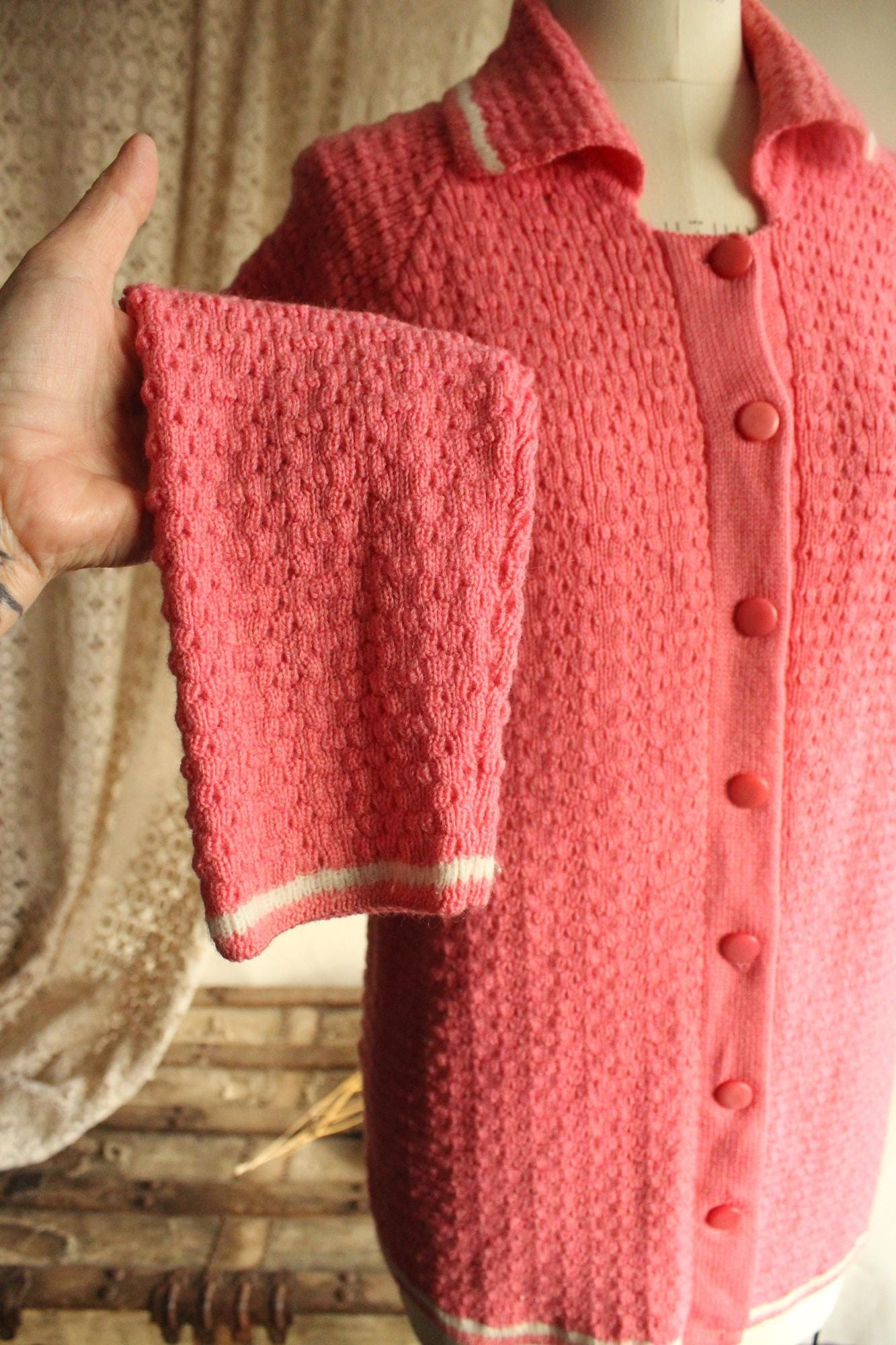Vintage 1950s 1960s Handknit Pink Cardigan with Collar