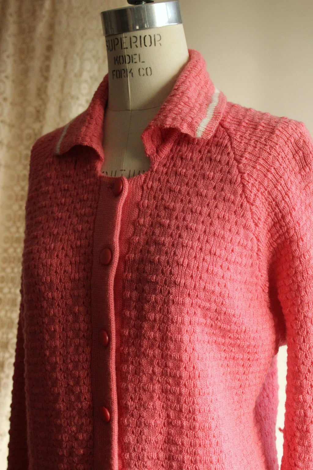 Vintage 1950s 1960s Handknit Pink Cardigan with Collar