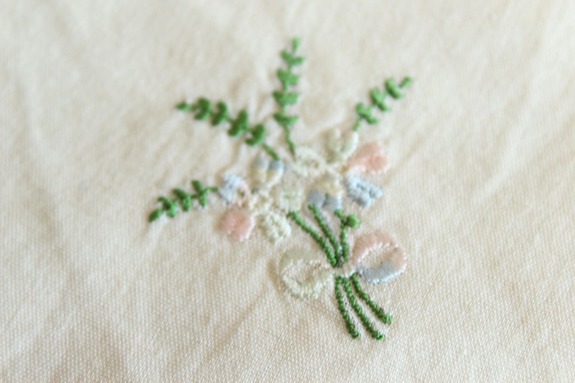 Vintage 1950s  White Cotton With Pink And Blue Embroidered Flowers Hanky