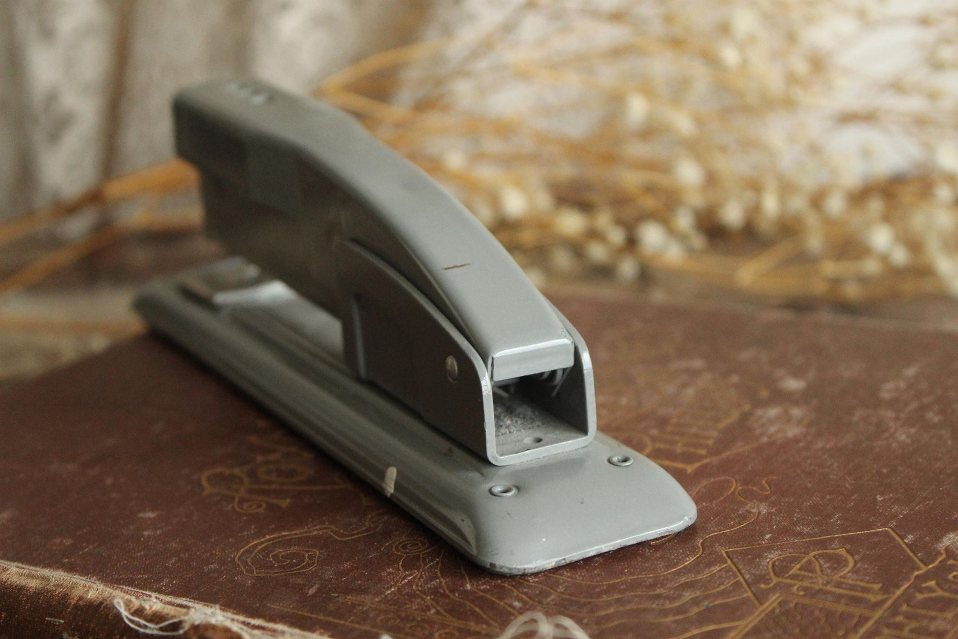 Vintage 1950s Swingline 400 Gray Metal Stapler