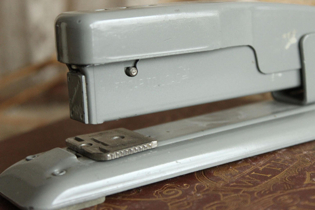 Vintage 1950s Swingline 400 Gray Metal Stapler