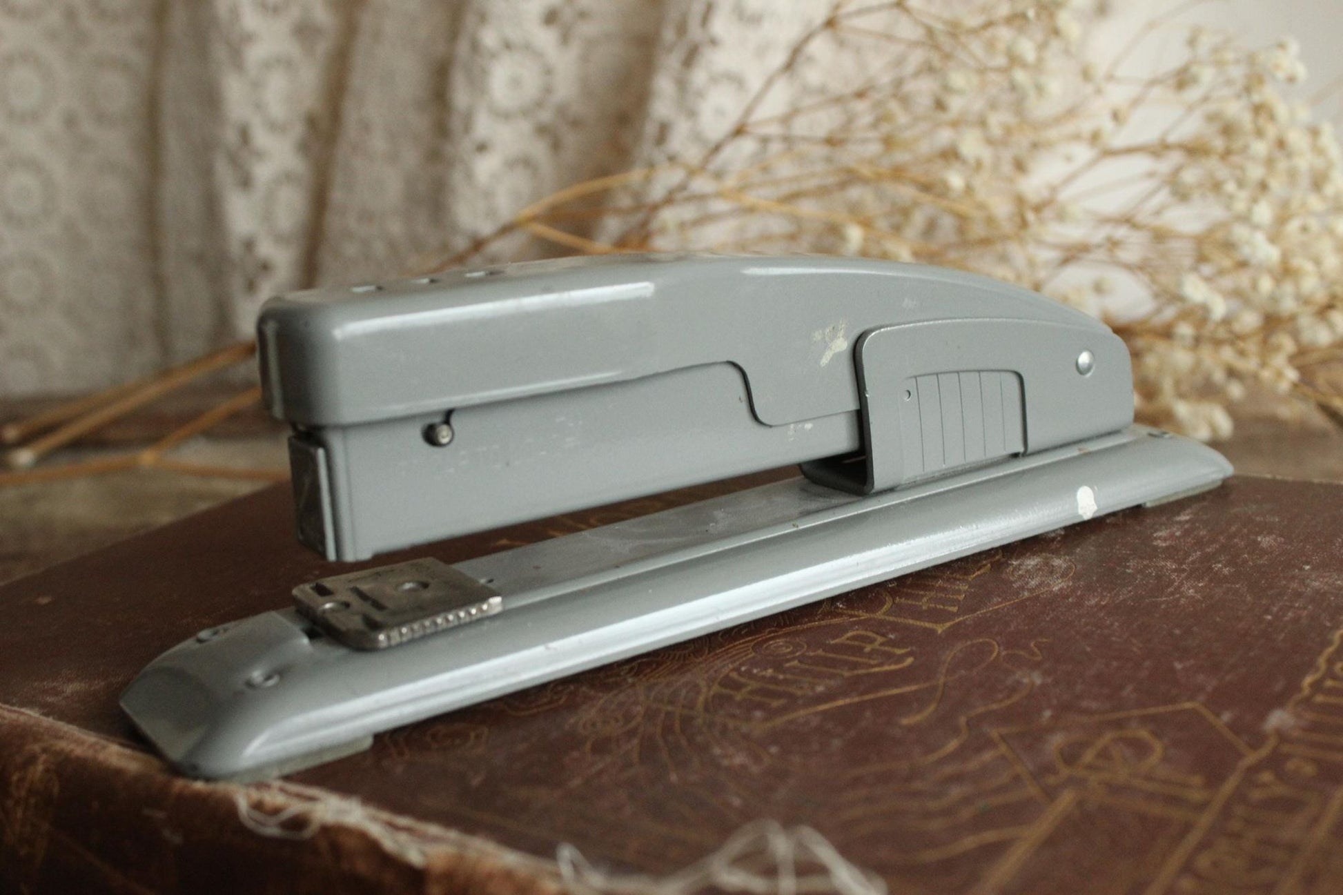 Vintage 1950s Swingline 400 Gray Metal Stapler