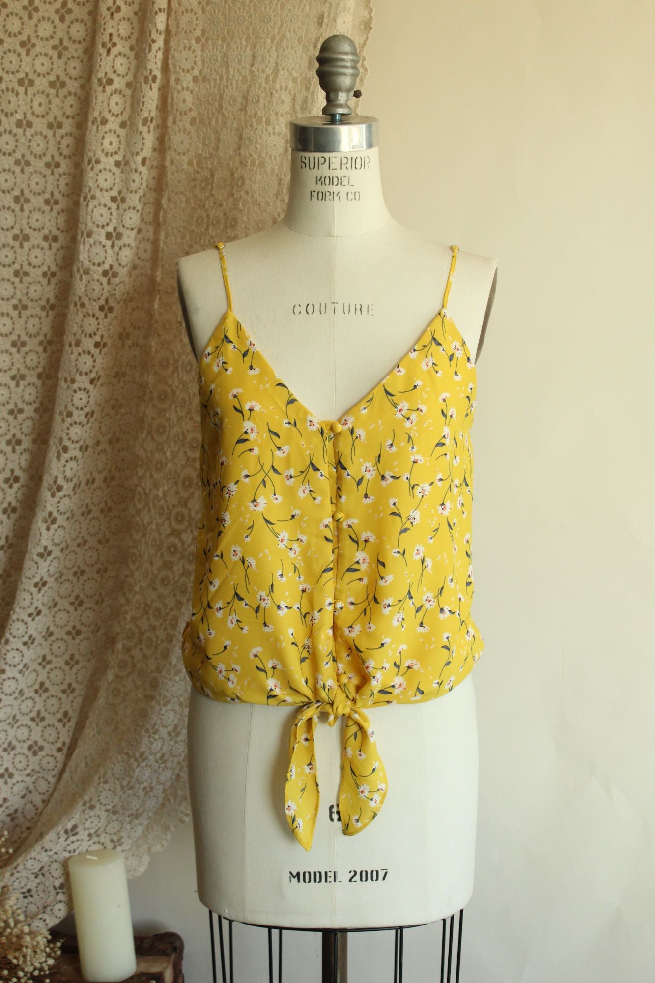 Sienna Sky Womens Top, Size Medium, Yellow Floral Tie-Front Sleeveless