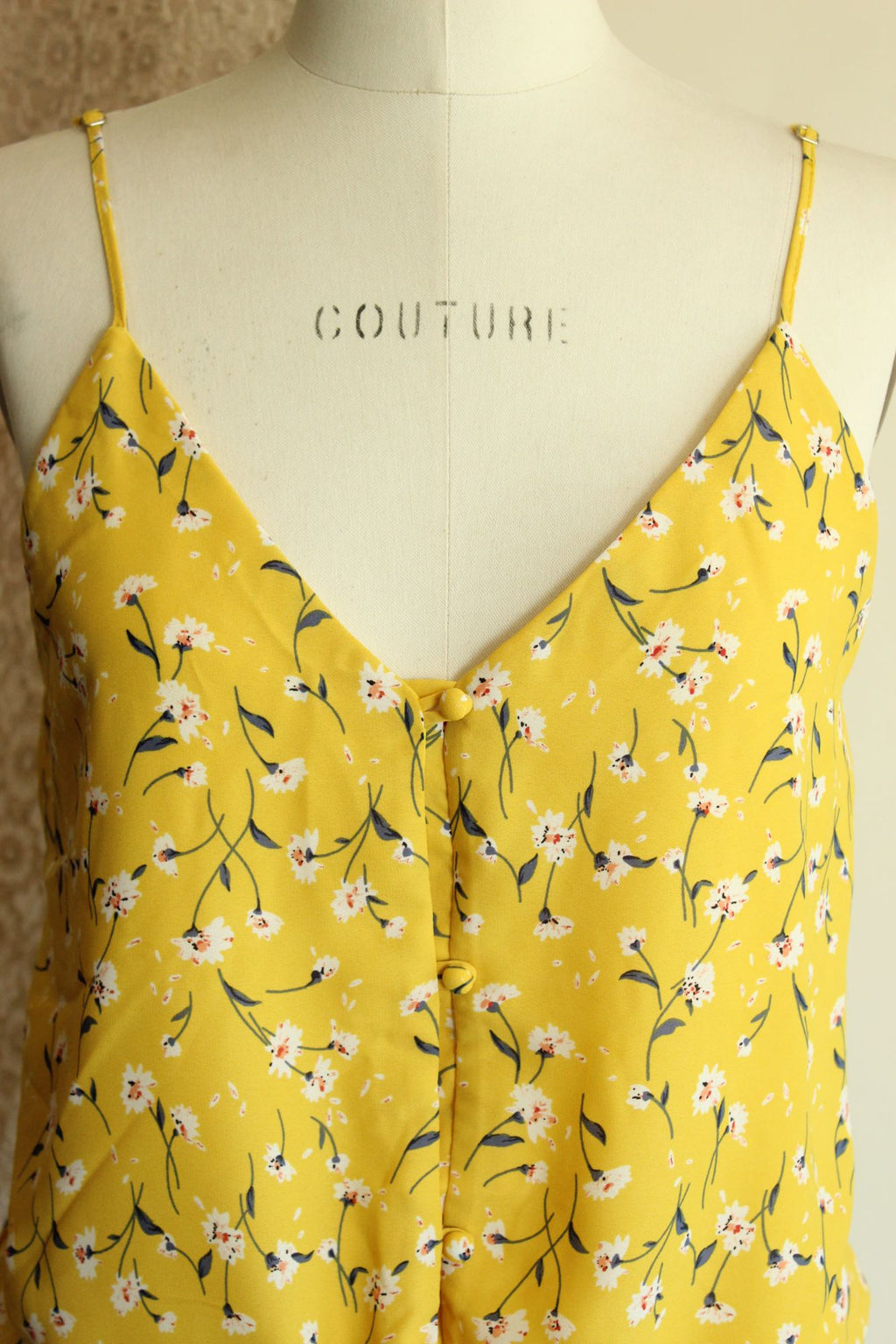 Sienna Sky Womens Top, Size Medium, Yellow Floral Tie-Front Sleeveless