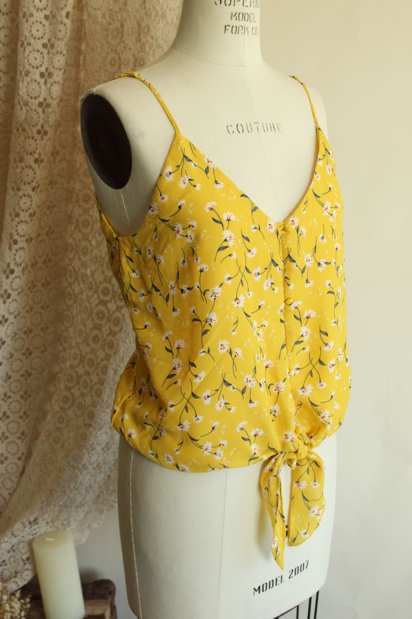 Sienna Sky Womens Top, Size Medium, Yellow Floral Tie-Front Sleeveless