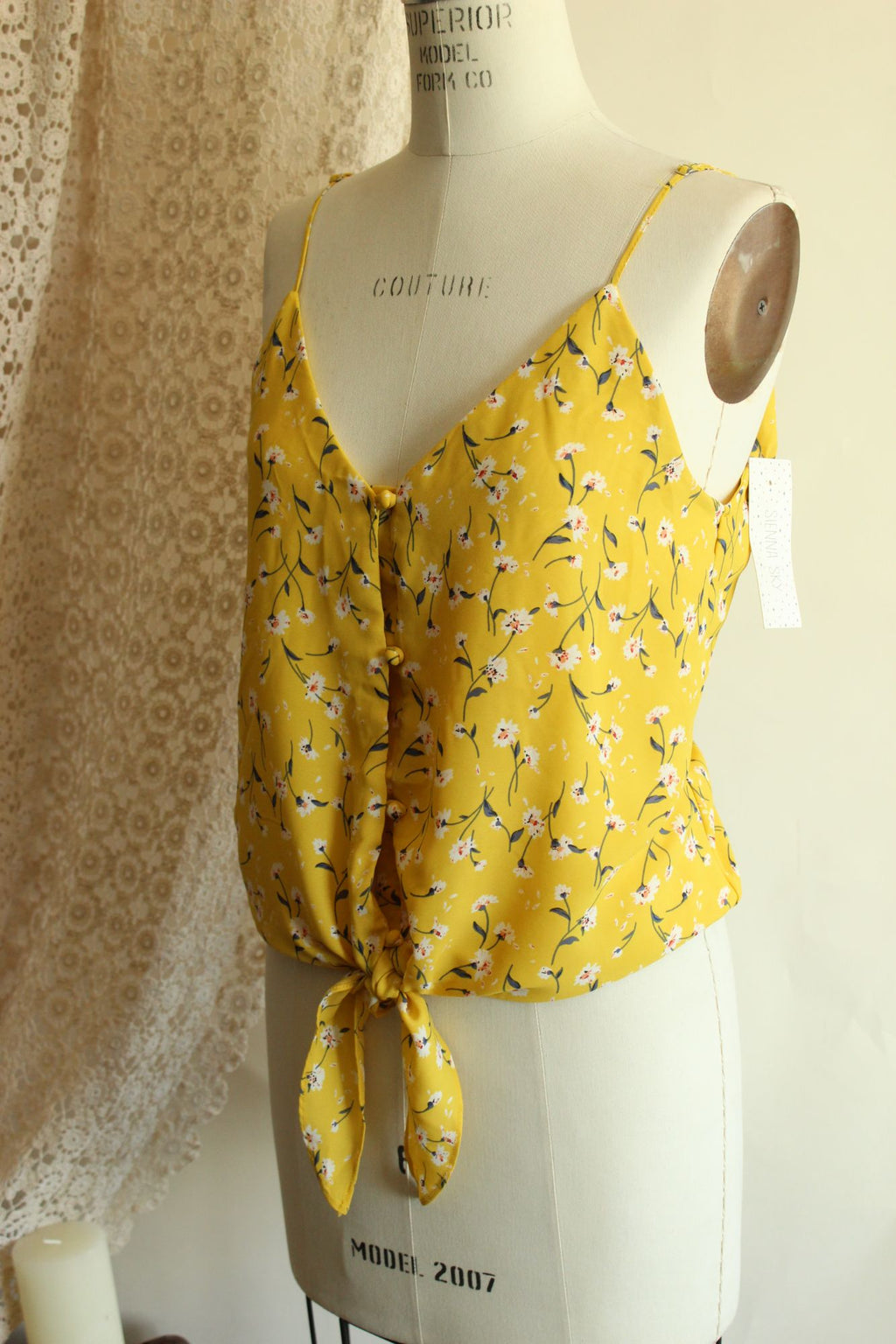 Sienna Sky Womens Top, Size Medium, Yellow Floral Tie-Front Sleeveless