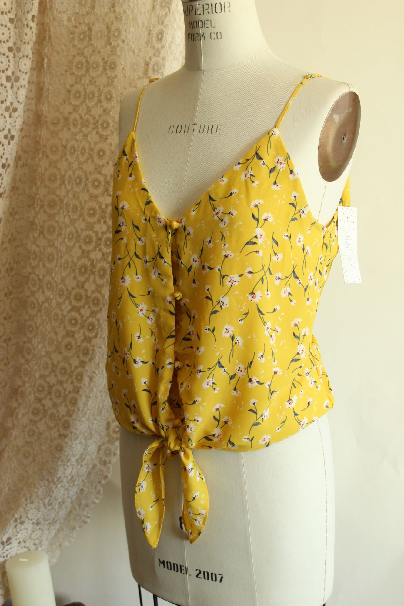 Sienna Sky Womens Top, Size Medium, Yellow Floral Tie-Front Sleeveless