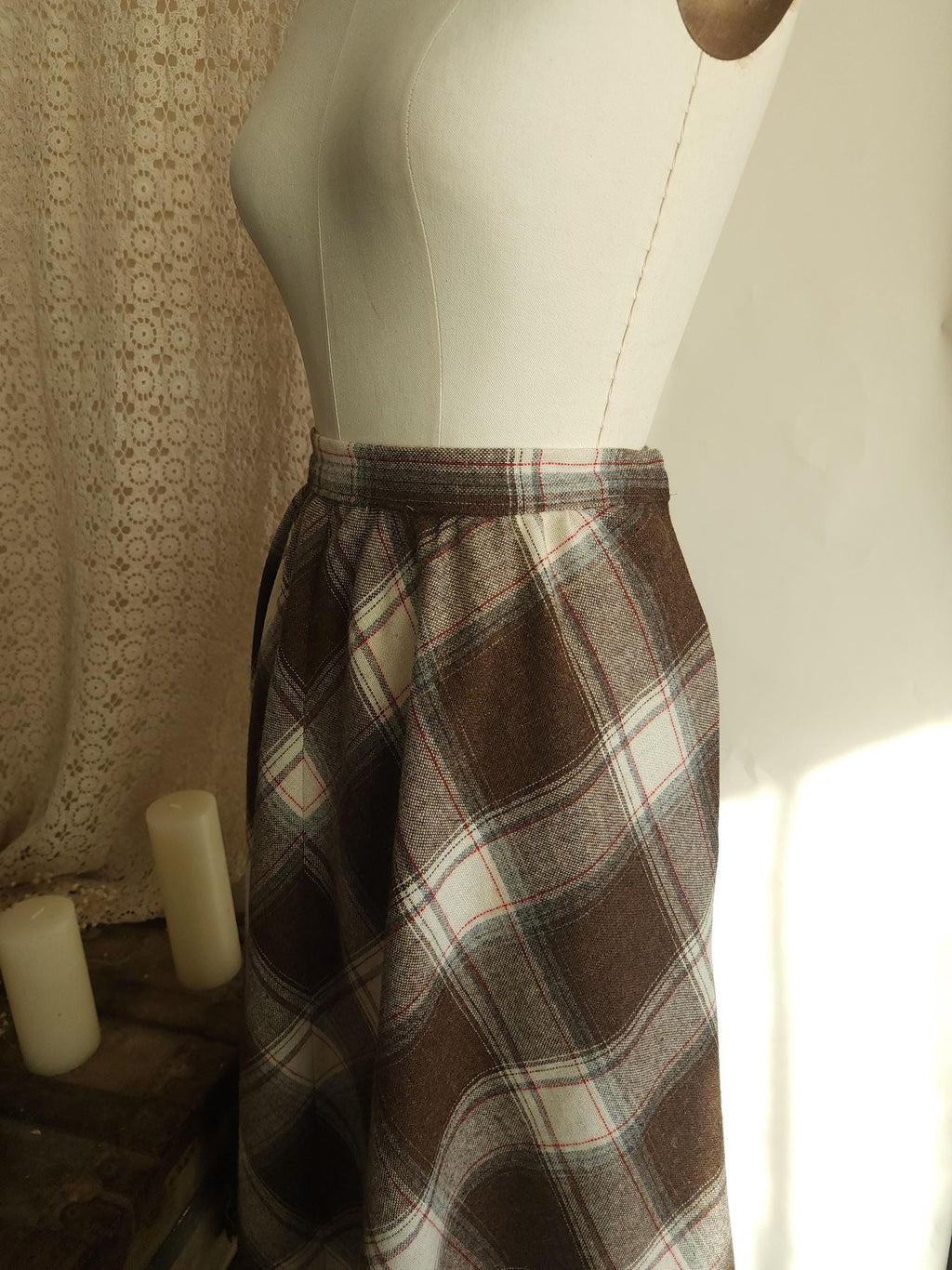 Vintage 1970s Volup Plaid Wool Brown and White Skirt with Pockets