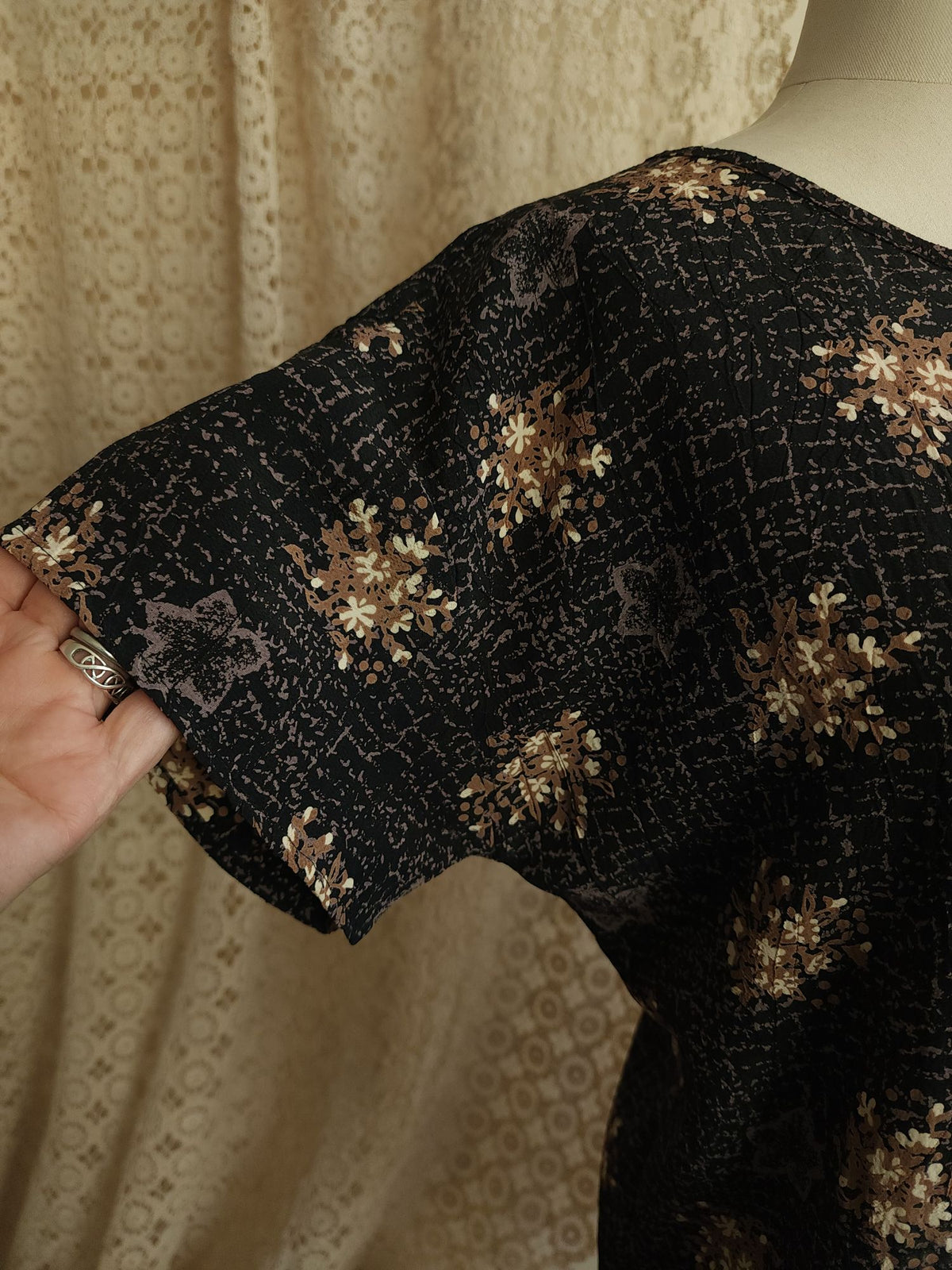 Vintage 1990s Black and Gold and Gray Floral Print Top