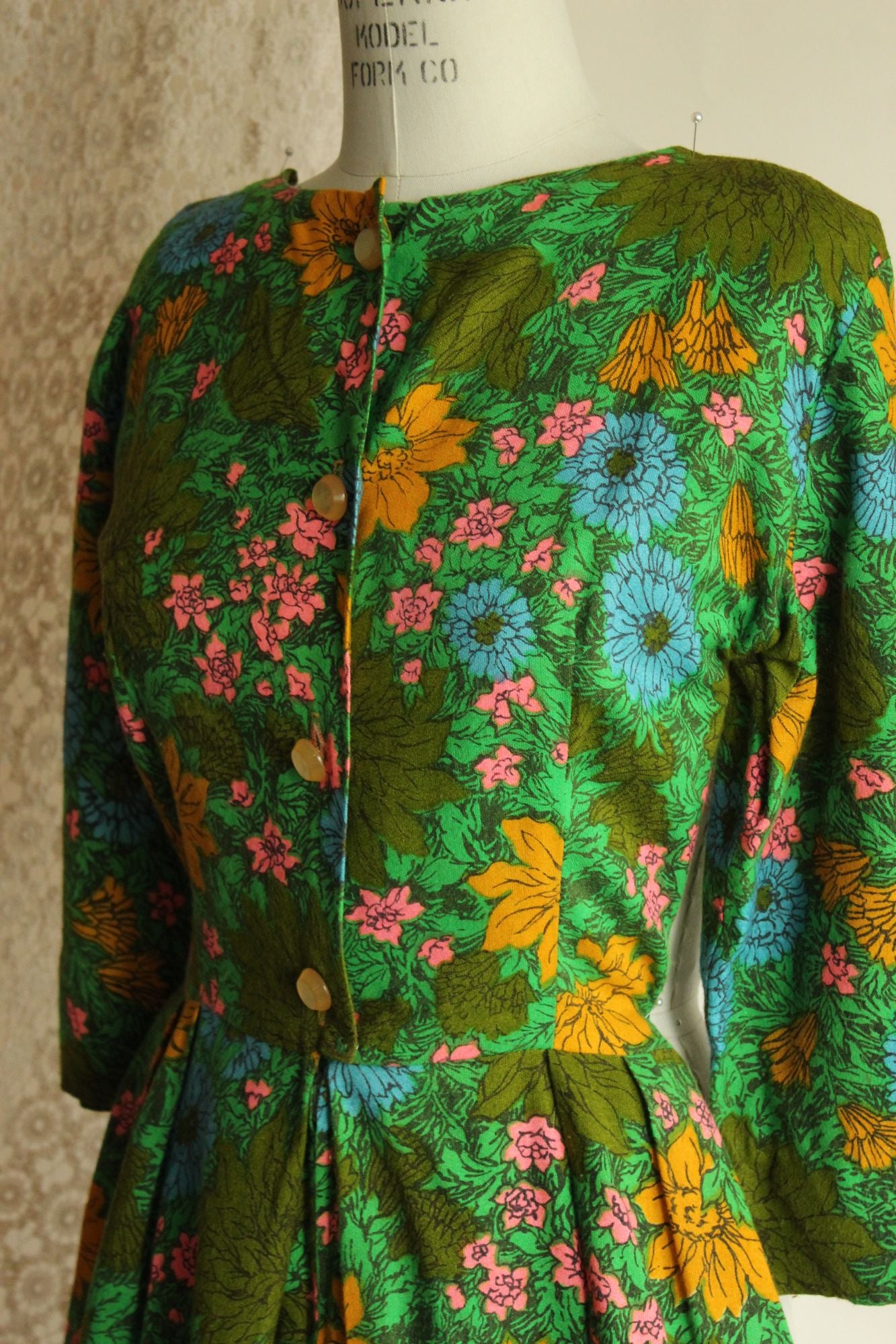 Vintage 1960s Rosa Ray Floral Print Romper Jumpsuit