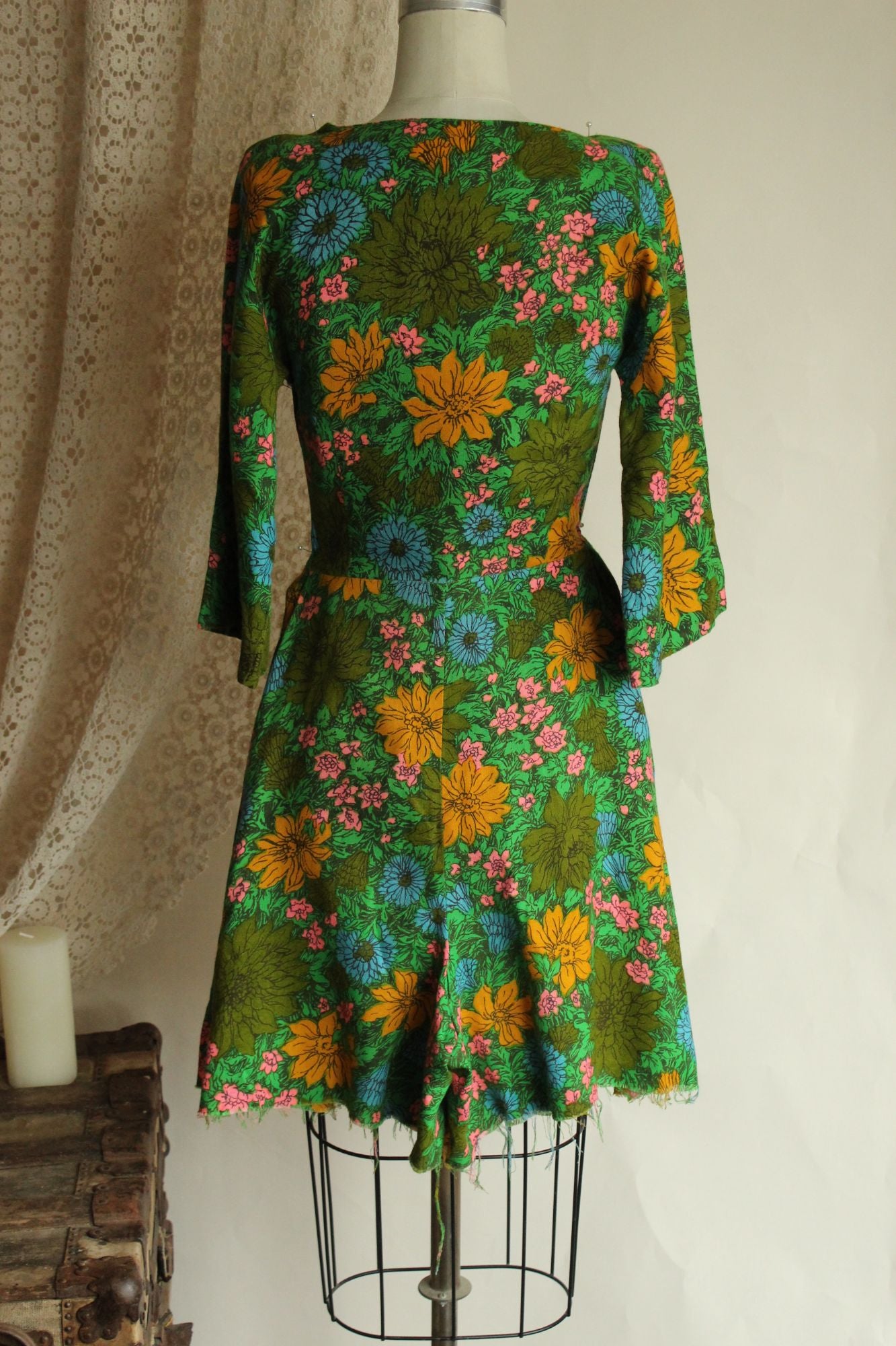 Vintage 1960s Rosa Ray Floral Print Romper Jumpsuit