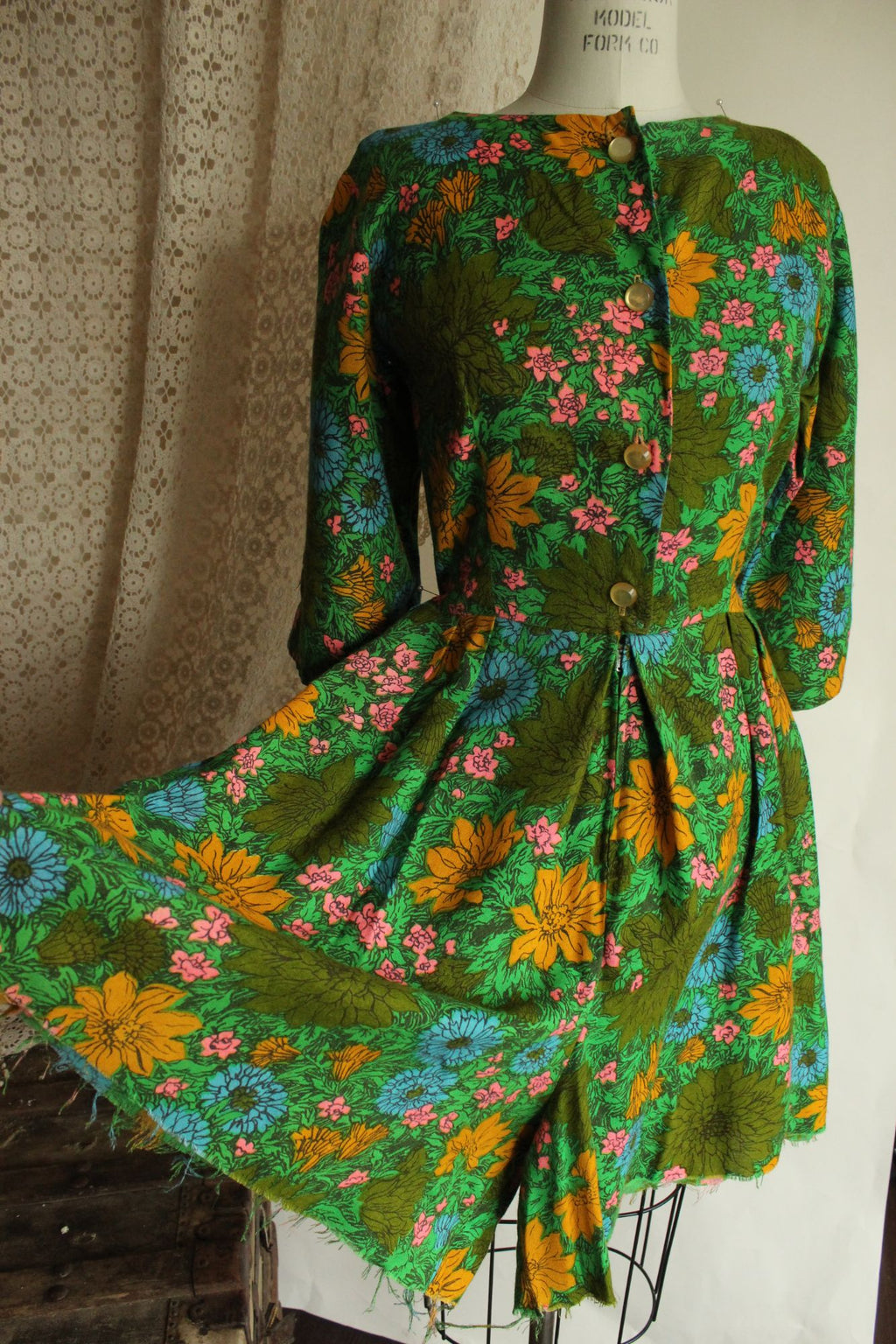 Vintage 1960s Rosa Ray Floral Print Romper Jumpsuit
