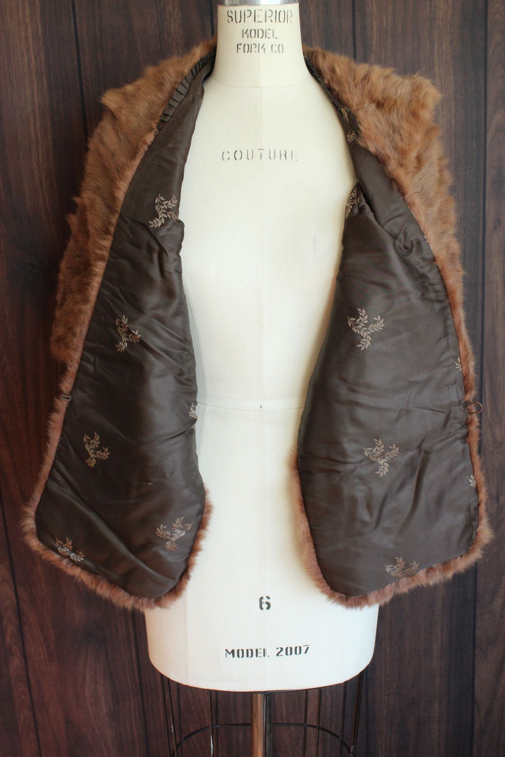 Vintage 1950s Genuine Fur Wrap