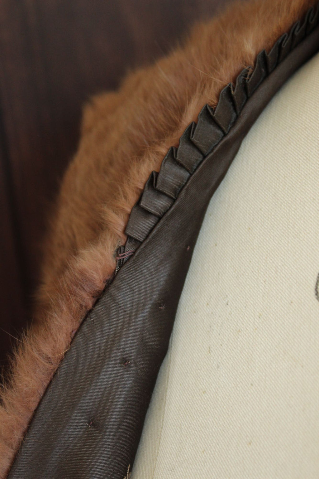 Vintage 1950s Genuine Fur Wrap