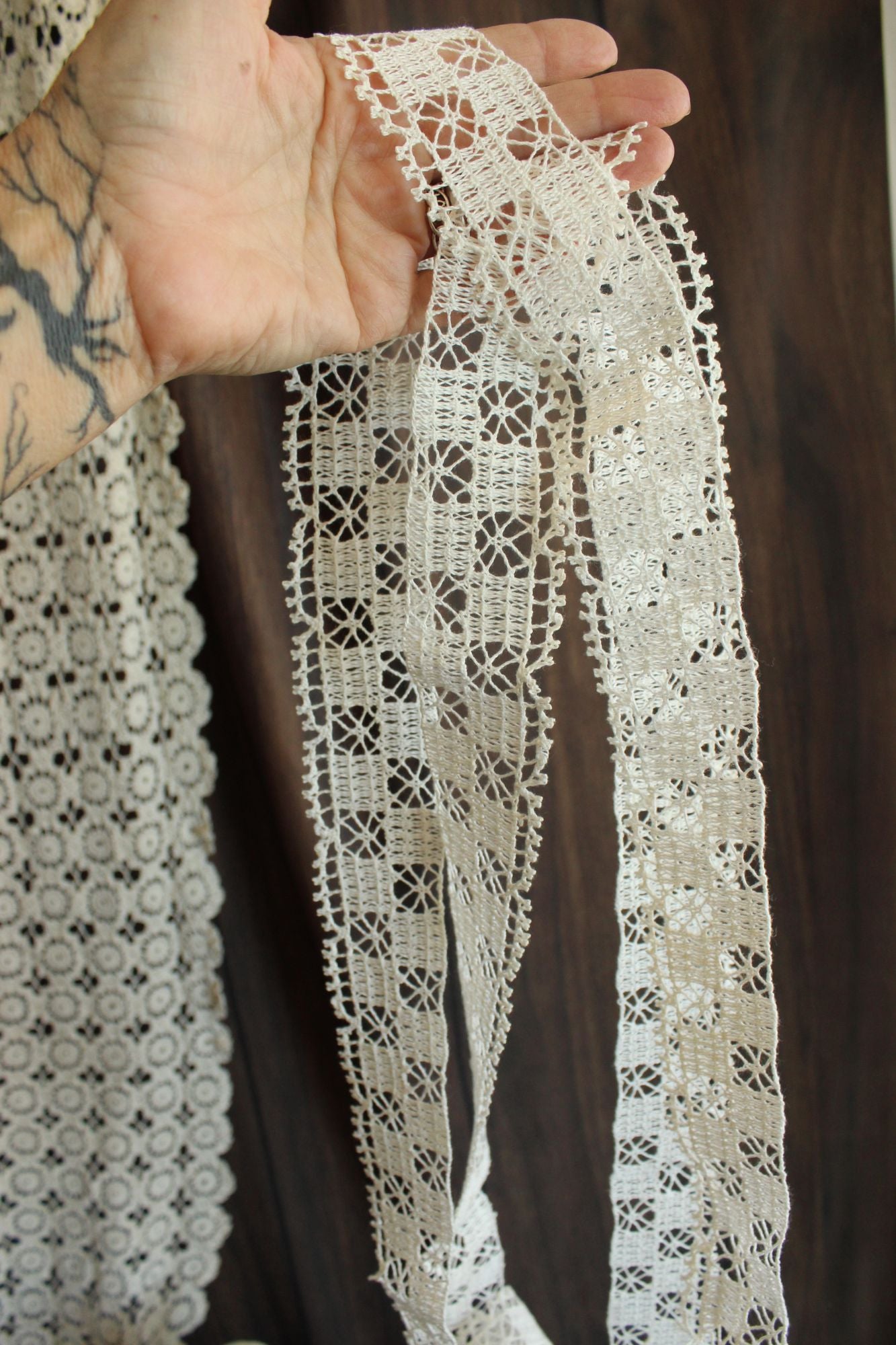 Vintage 1940s 1950s Lace Trim, 1.75" Wide , Three Yards