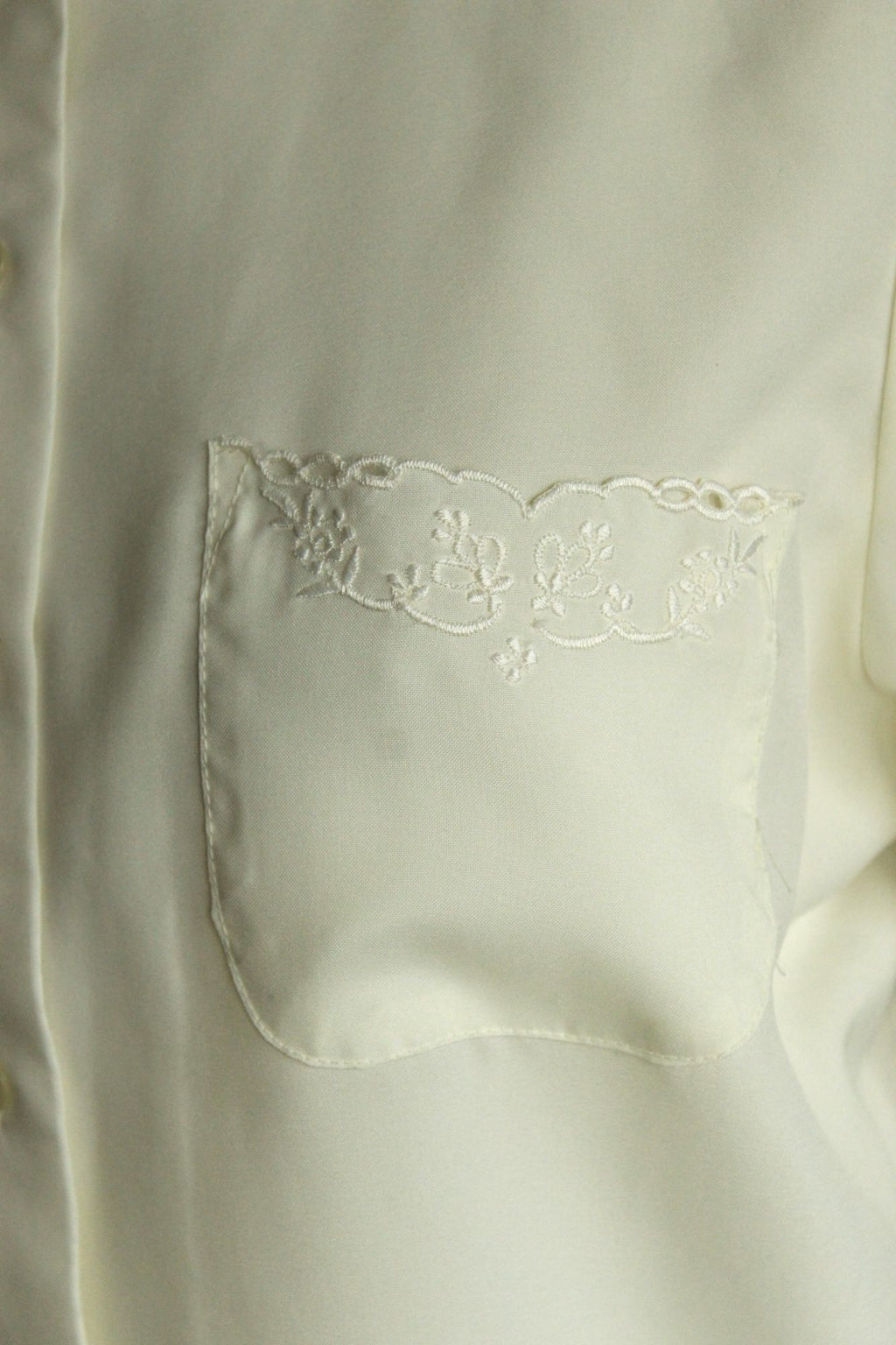 Vintage 1980s 1990s Winter White Blouse with Lace Collar